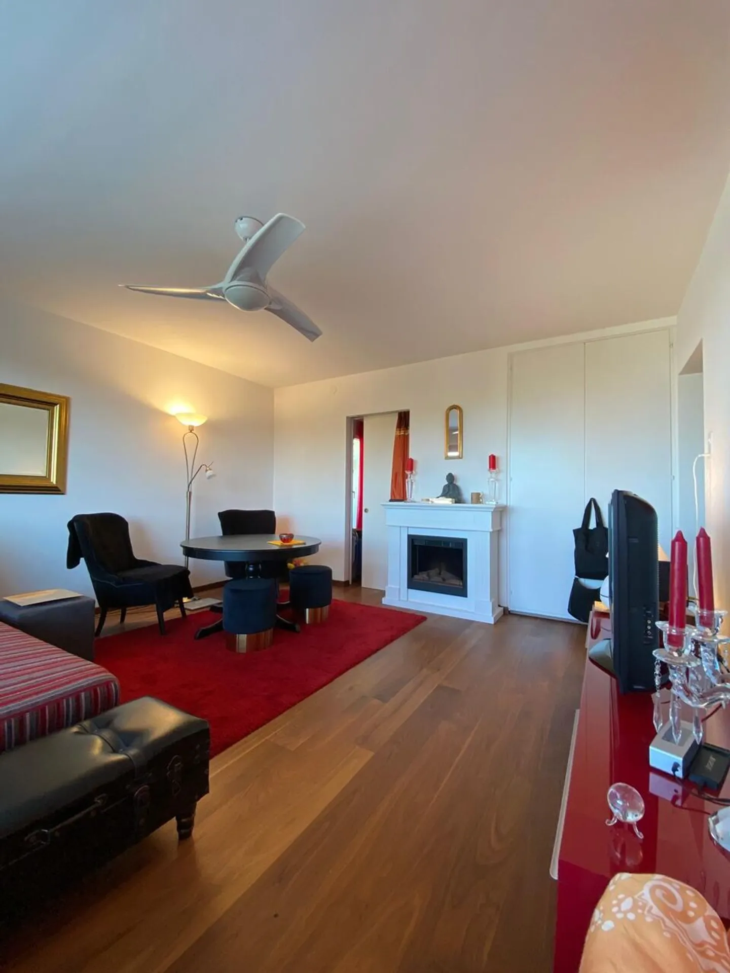 Appartamento Incantevole con Balconi - Foto 4 di 22