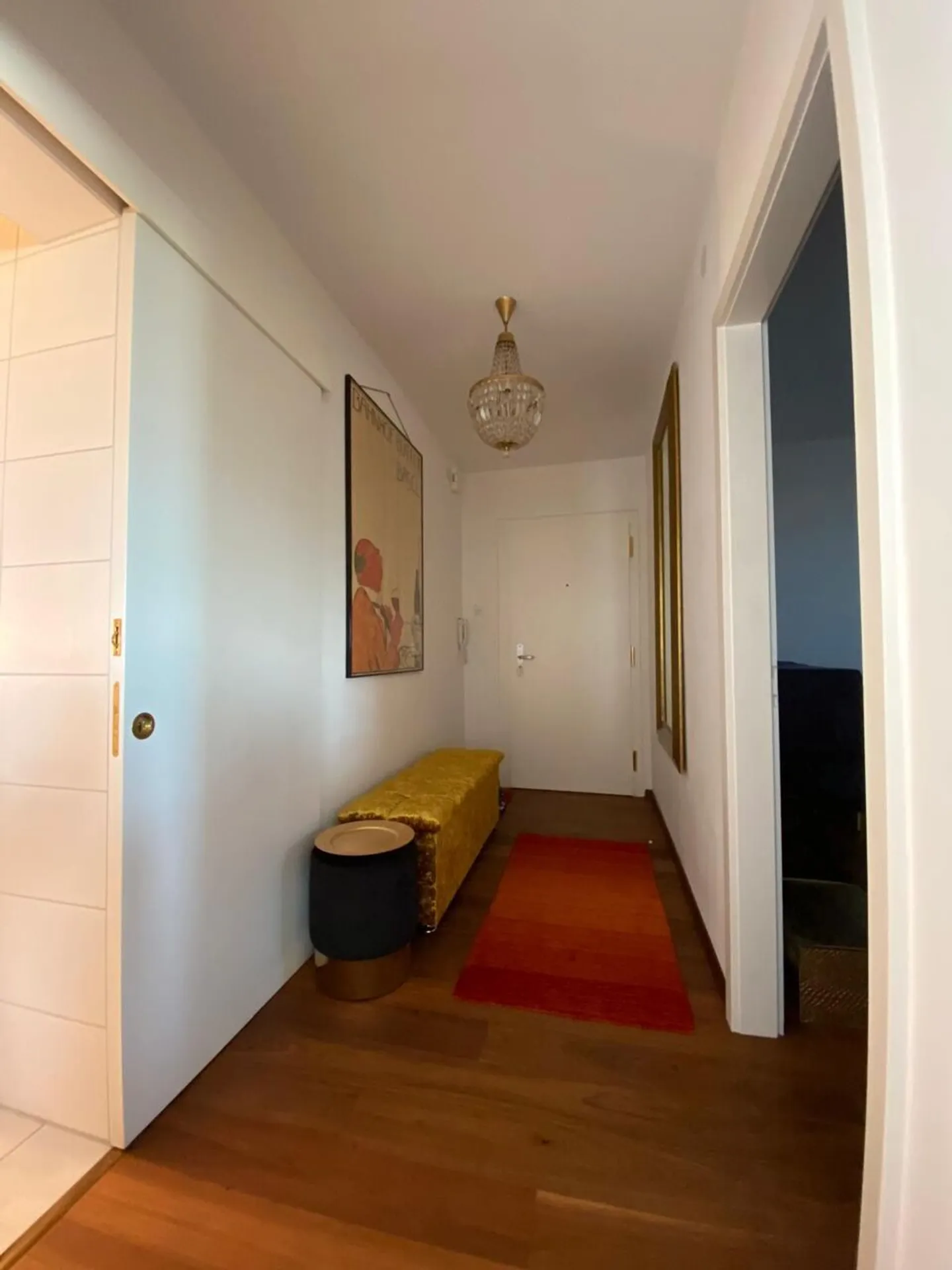 Appartamento Incantevole con Balconi - Foto 2 di 22