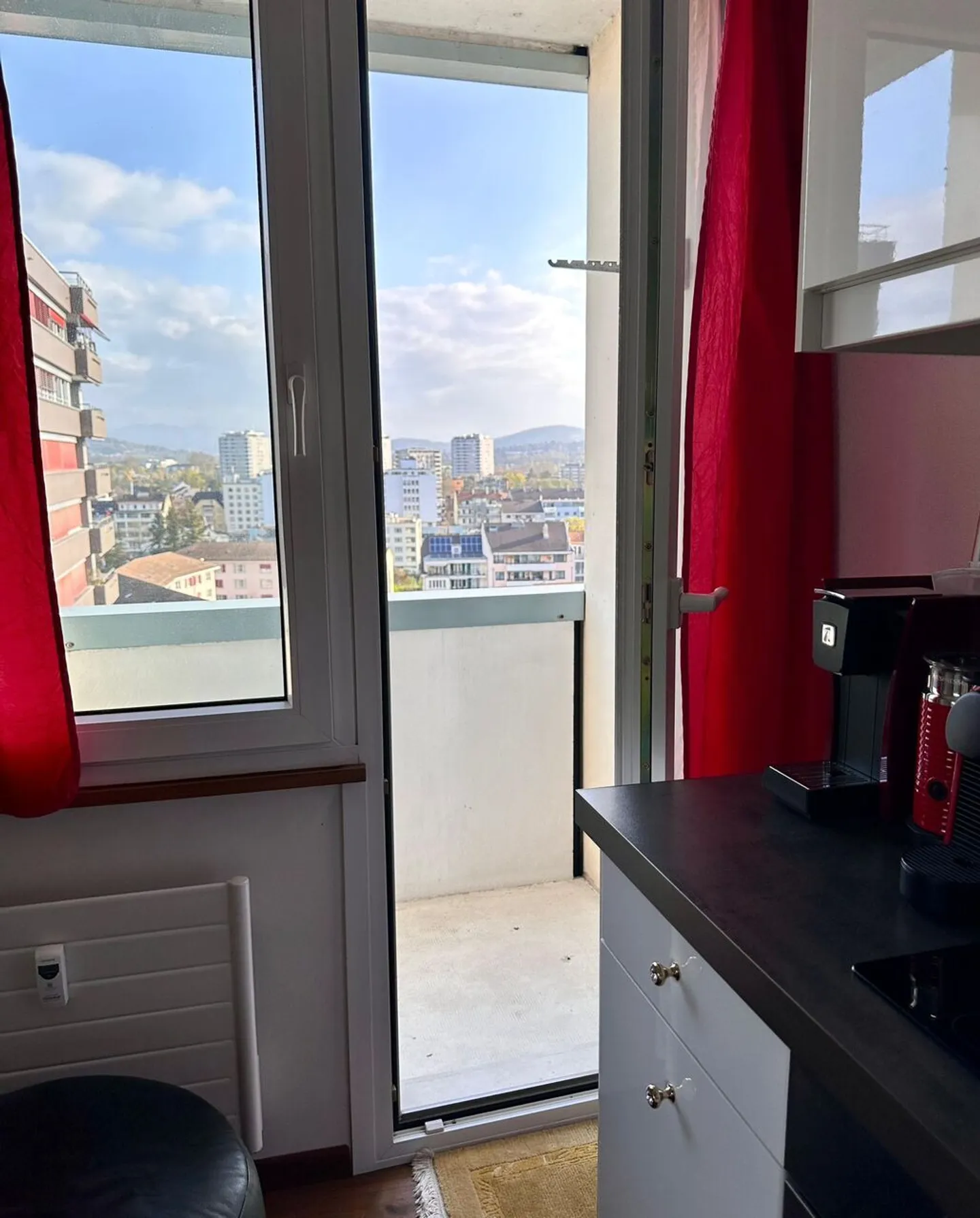 Appartamento Incantevole con Balconi - Foto 11 di 22