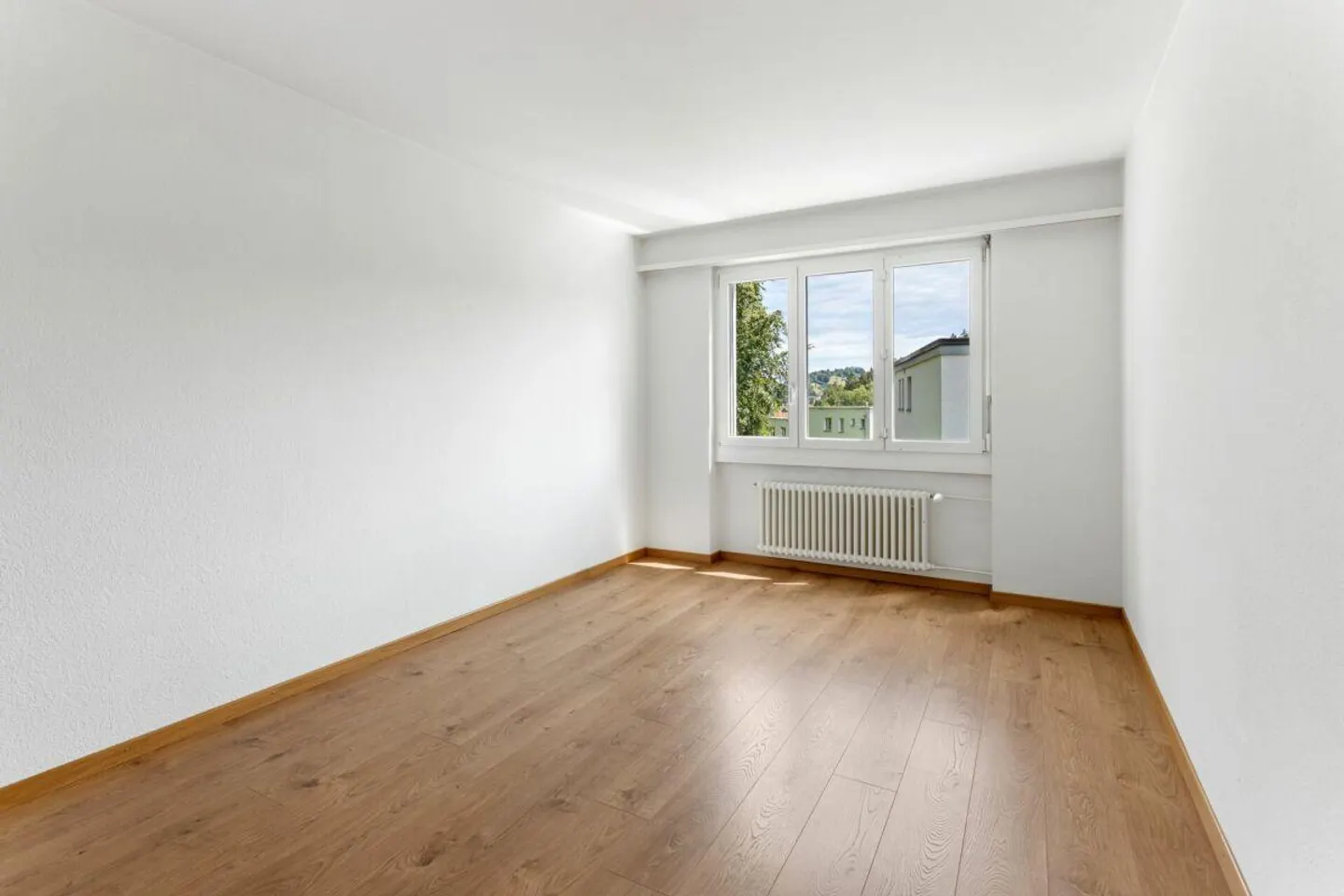 Affordable 4.5-room apartment - quietly located and in greenery - Photo 8 of 12