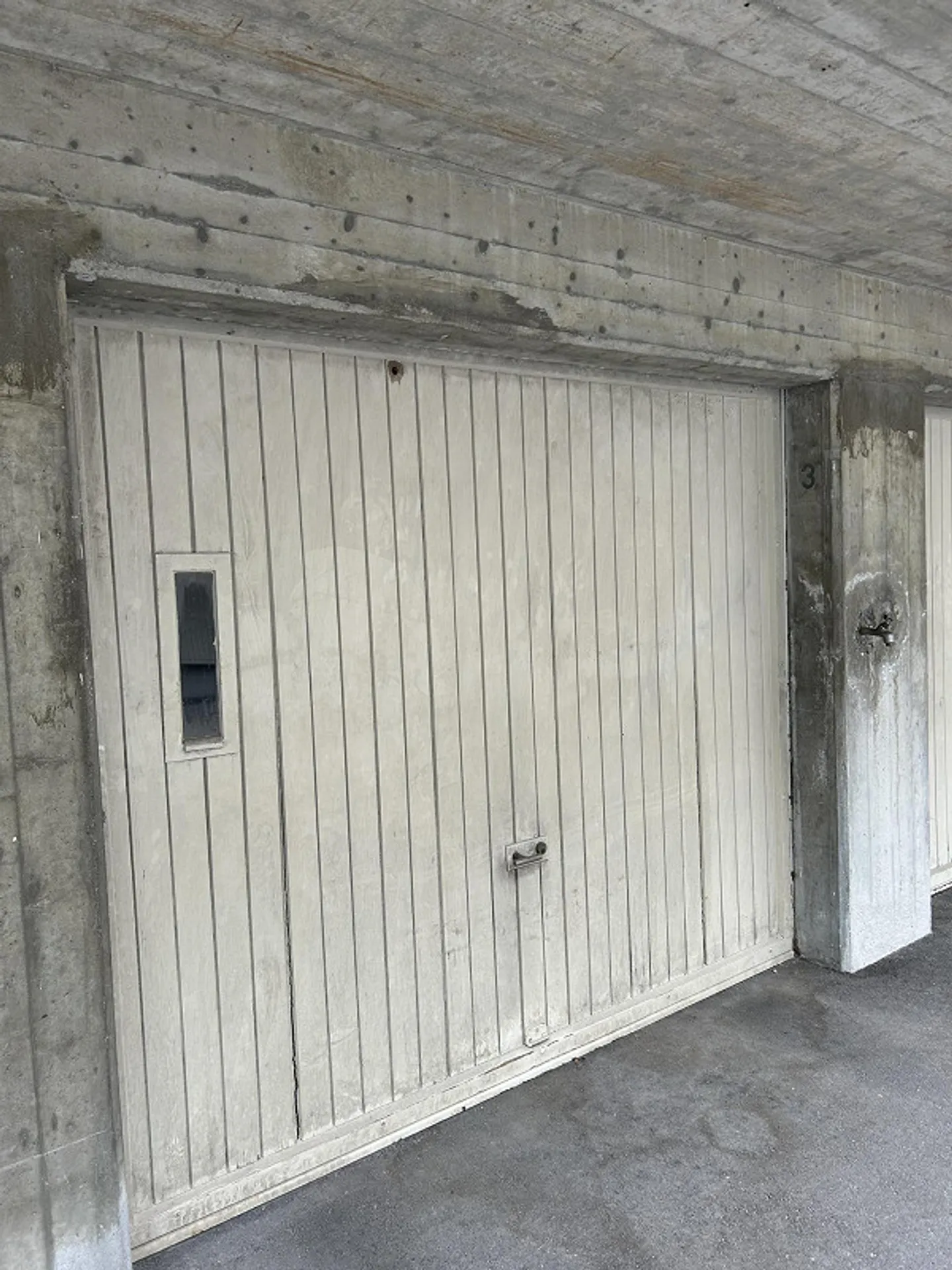 Garagenbox befristet per 31.12.2027 - Foto 1 von 2