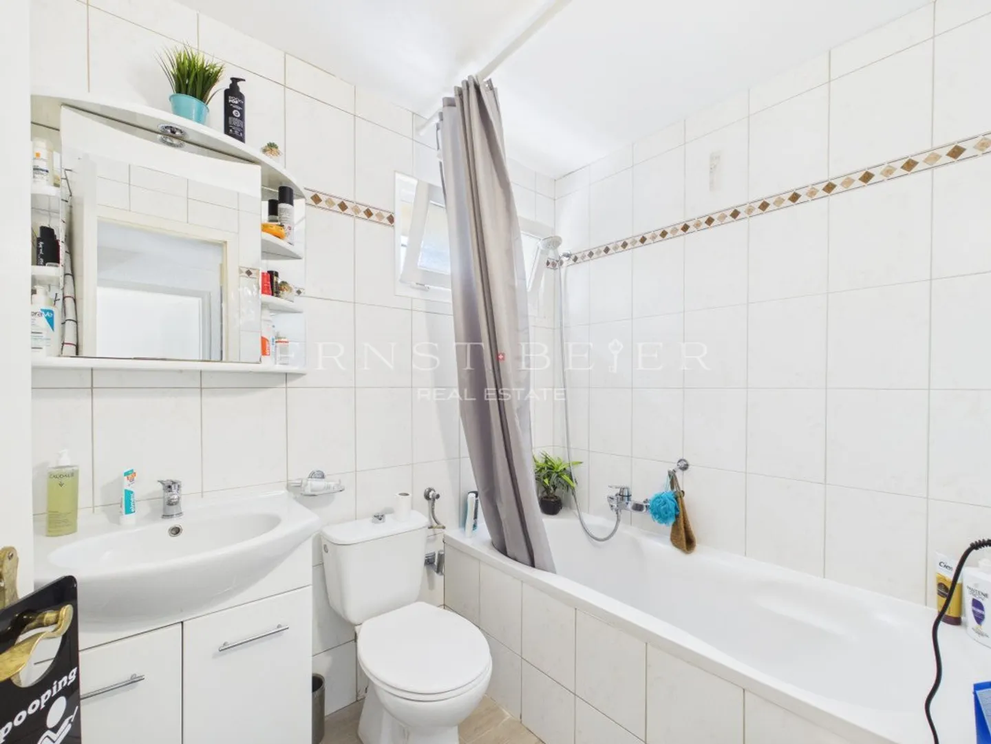 Spacious family home with garden, terraces in Founex - Photo 12 of 13