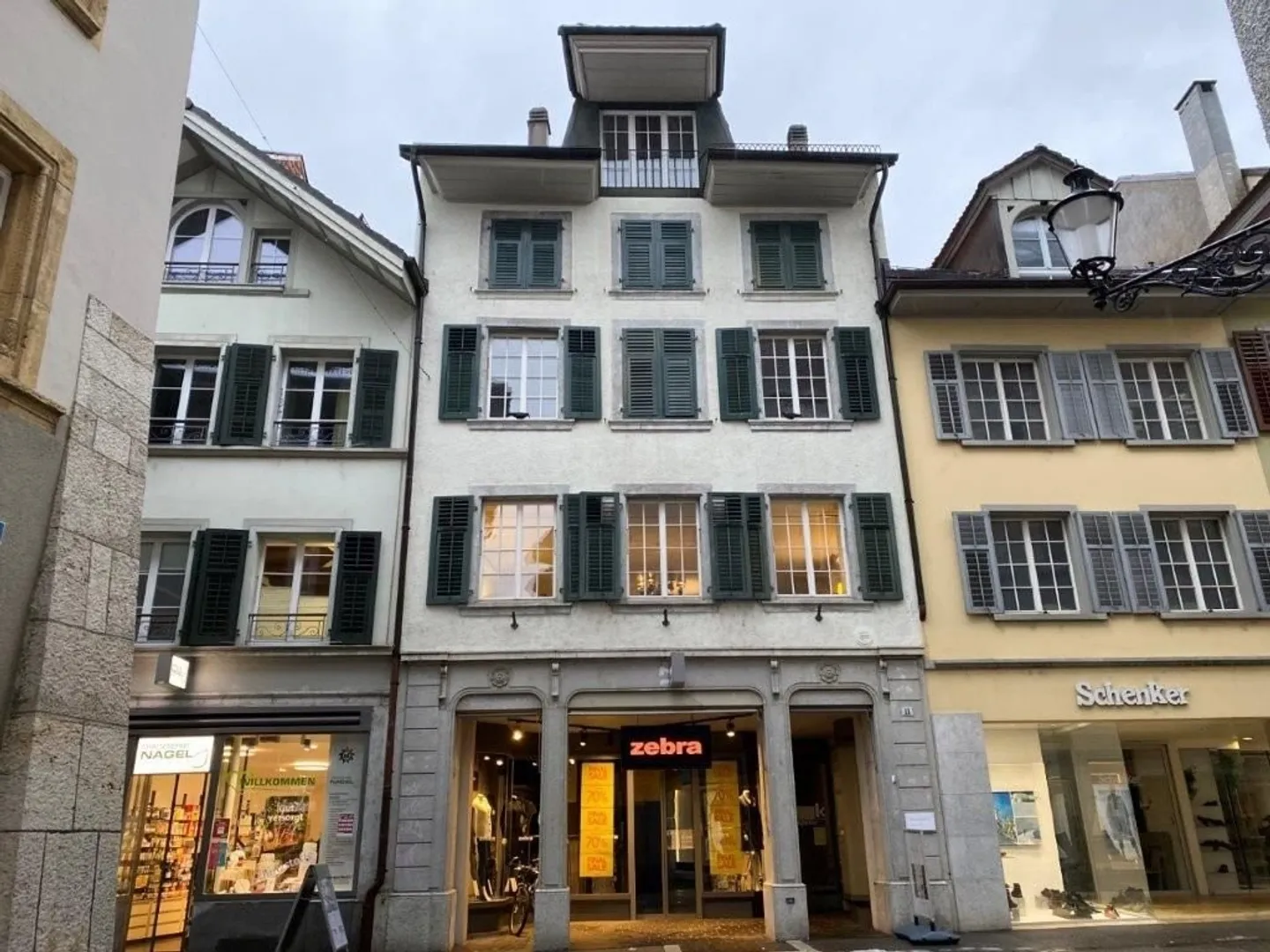 Appartamento affascinante con 2 camere, 3° piano a sinistra con ascensore - Foto 1 di 6