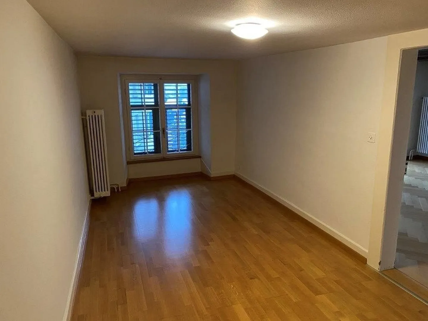 Appartamento affascinante con 2 camere, 3° piano a sinistra con ascensore - Foto 4 di 6