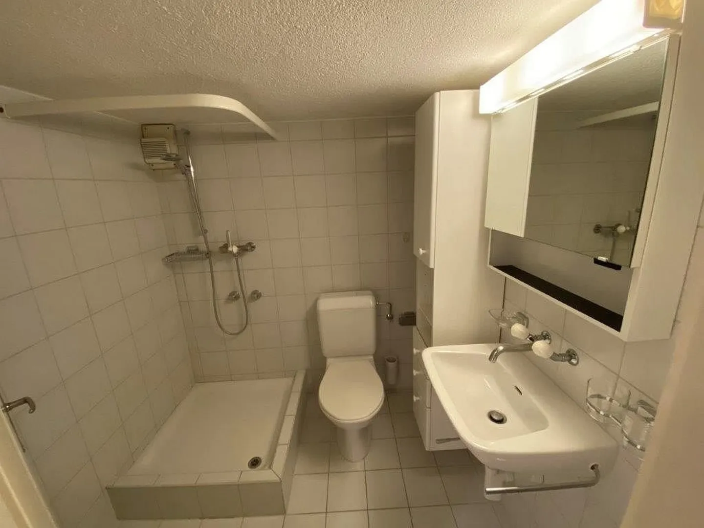 Appartamento affascinante con 2 camere, 3° piano a sinistra con ascensore - Foto 5 di 6