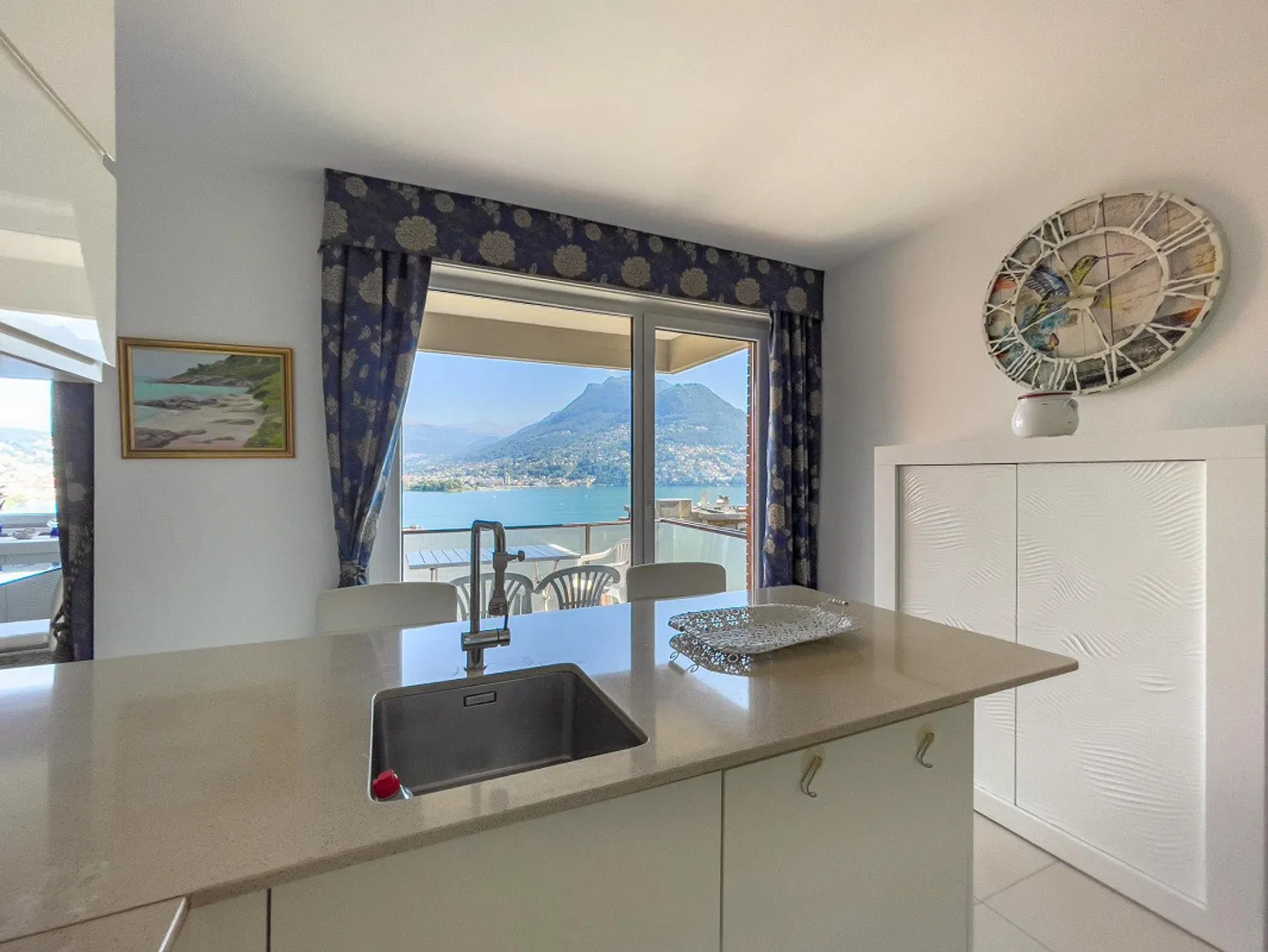 Appartamento arredato a Paradiso con piscina - Foto 3 di 9
