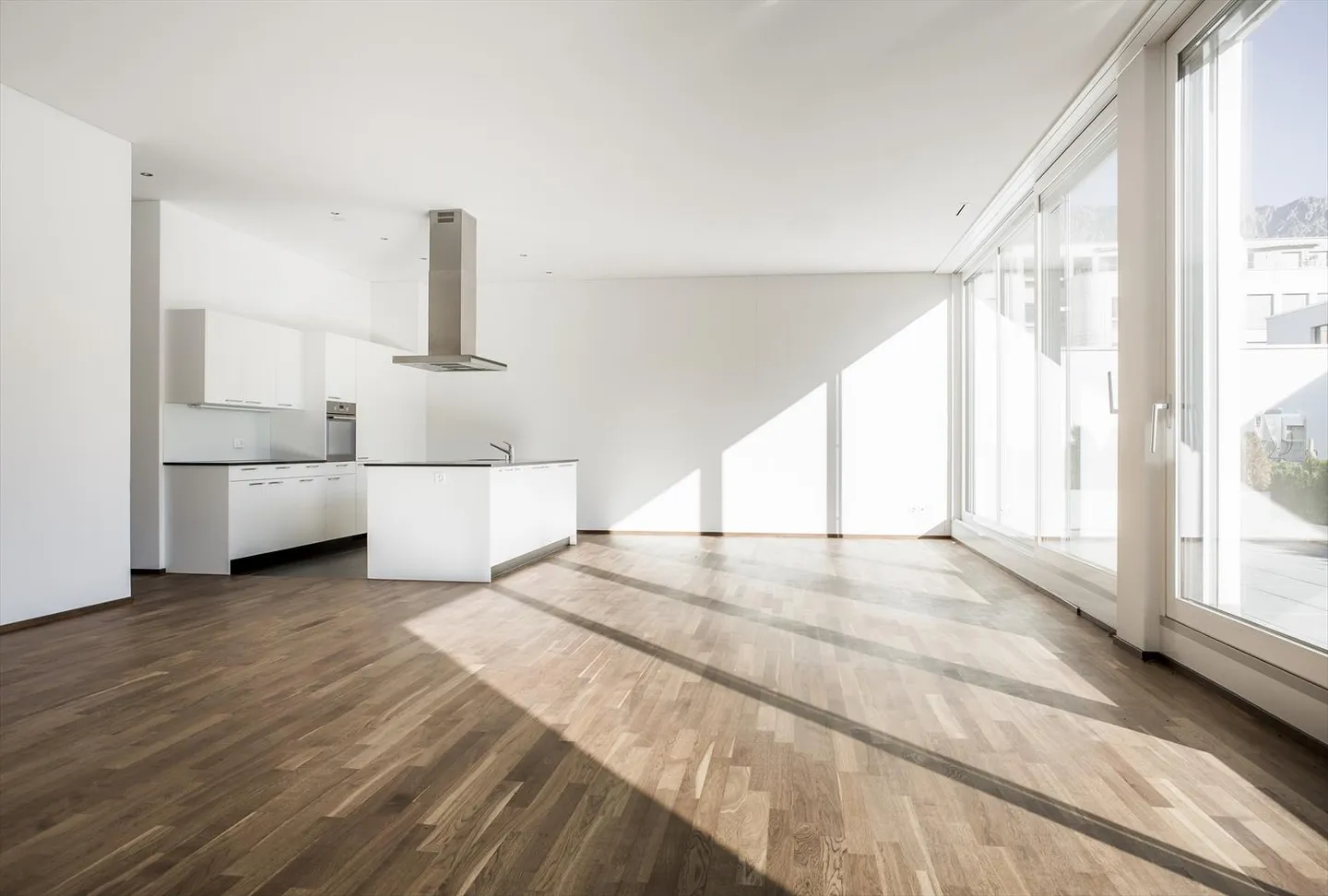 Appartamento di alta qualità in posizione centrale con una splendida terrazza - Foto 4 di 7