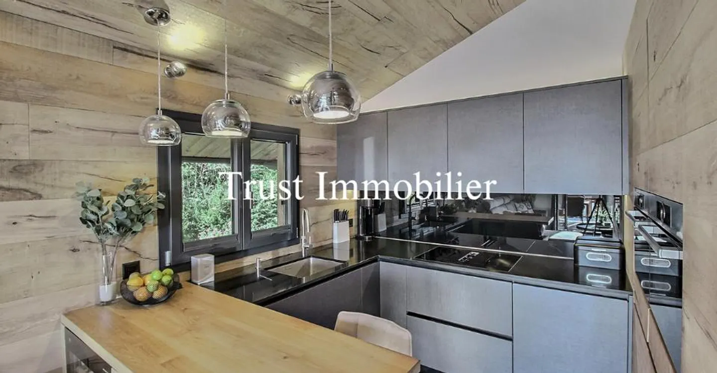 Stunning Chalet for Sale in Icogne - Photo 6 of 13