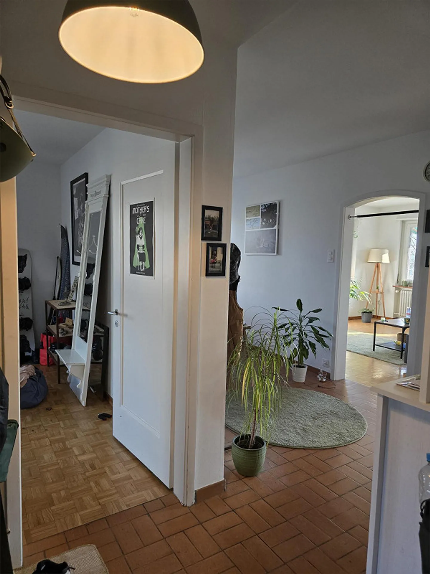 Charmante appartement de 3,5 pièces dans un vieil immeuble - Photo 2 sur 11
