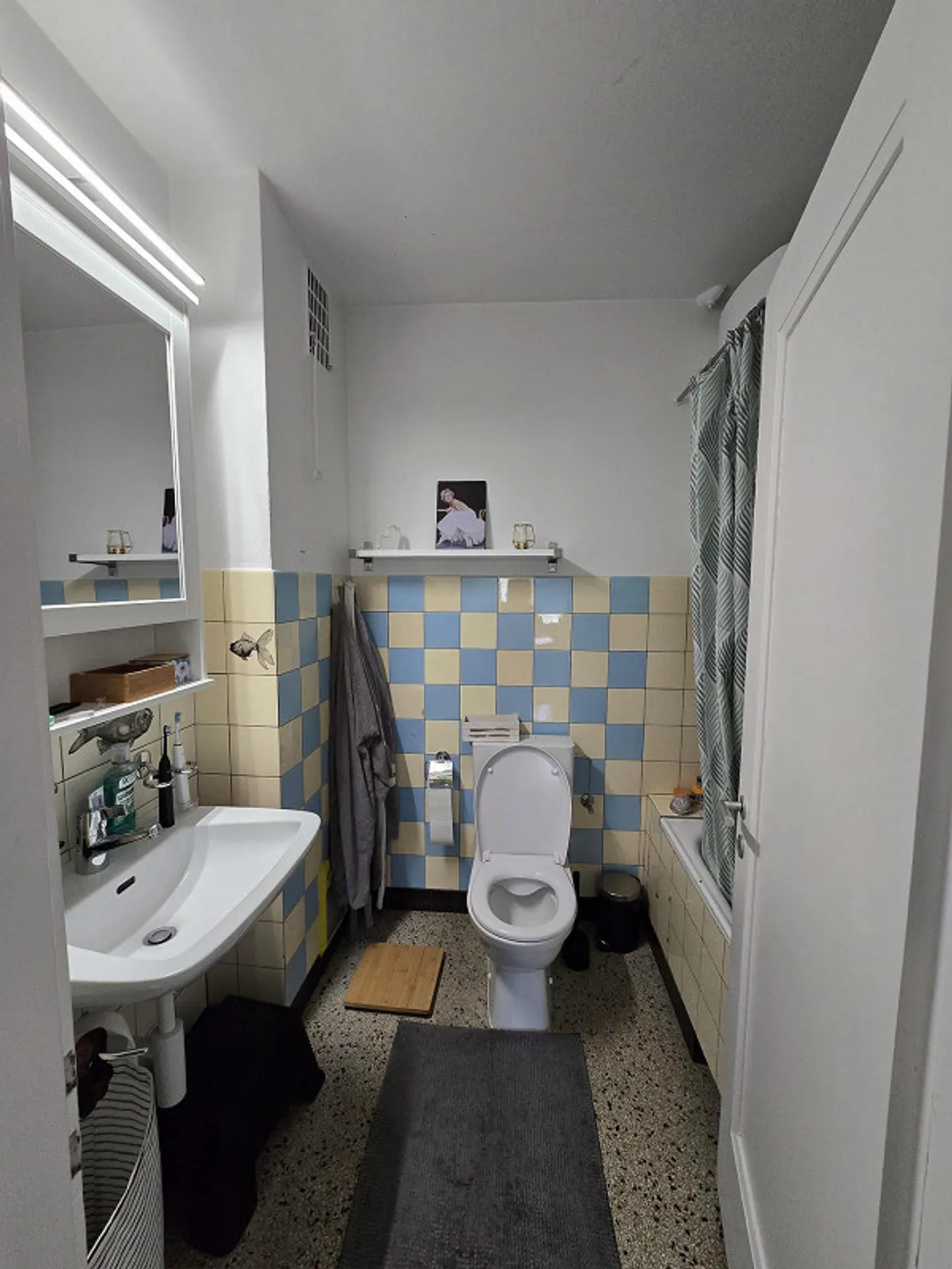 Charmante appartement de 3,5 pièces dans un vieil immeuble - Photo 7 sur 11