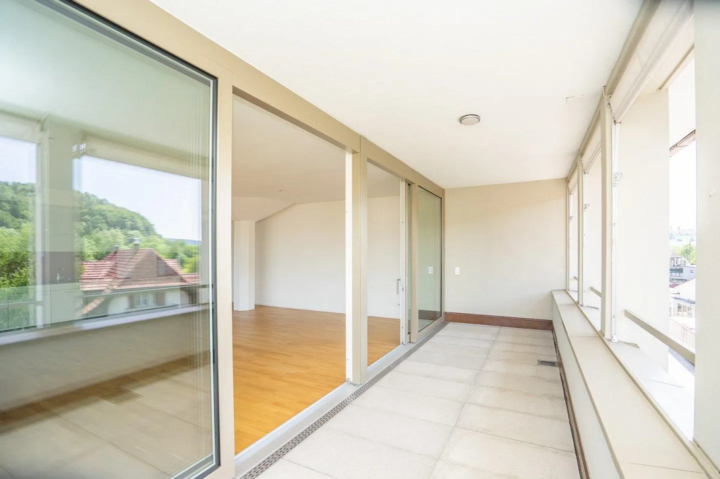 Bel et lumineux appartement de 3,5 pièces dans la zone Poly - Photo 10 sur 13