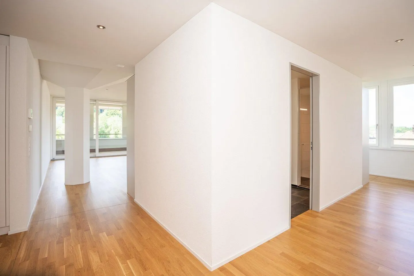 Bel et lumineux appartement de 3,5 pièces dans la zone Poly - Photo 8 sur 13