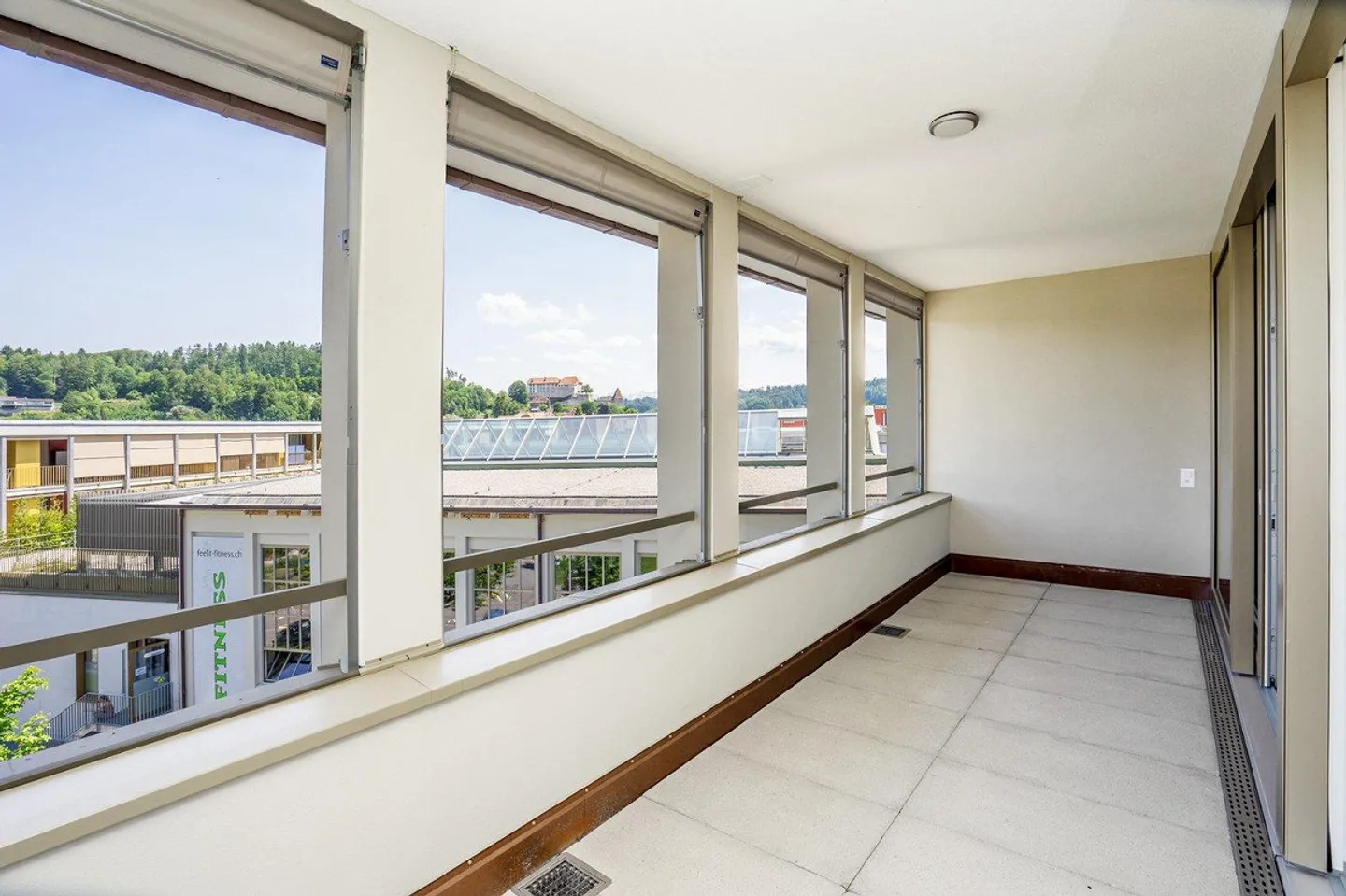Bel et lumineux appartement de 3,5 pièces dans la zone Poly - Photo 12 sur 13