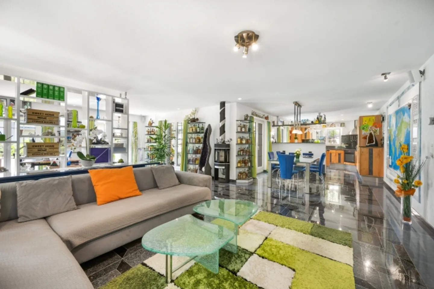 VILLA CON GIARDINO D'INVERNO, PISCINA E APPARTAMENTO ANNESSO - Foto 2 di 8