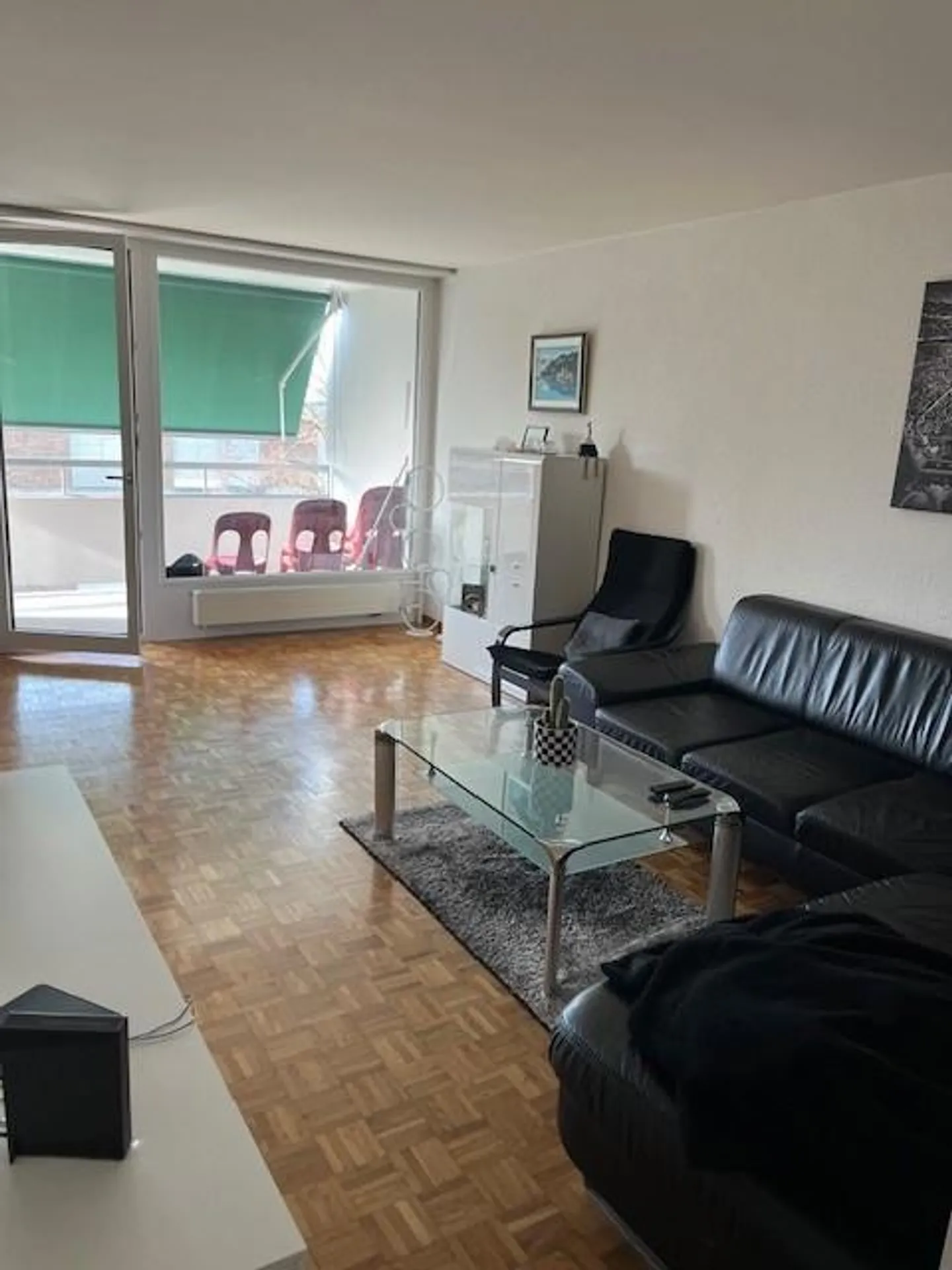 gepflegte helle 4.5-Zimmer-Wohnung mit Balkon in Ittigen - Foto 2 von 11