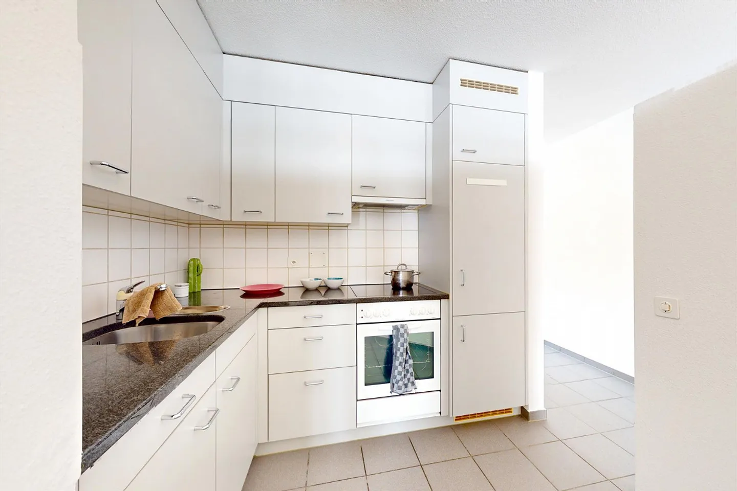 Grosszügige 2.5-Zimmerwohnung - in 3 Minuten am Aaremürli - Photo 5 of 10