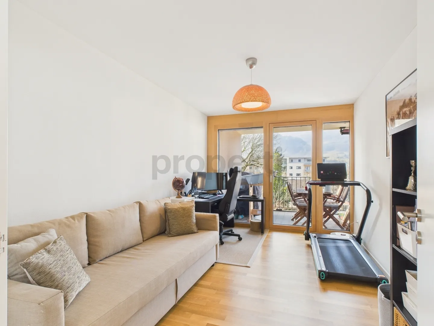 Modern 3.5-room apartment with balcony in Sevelen - Photo 5 of 11