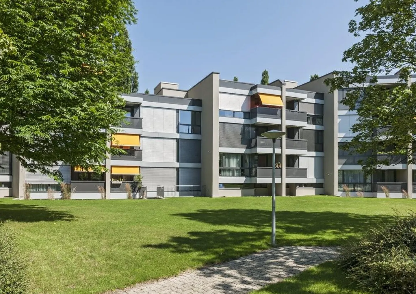 Vita confortevole in alloggi moderni - Foto 1 di 8