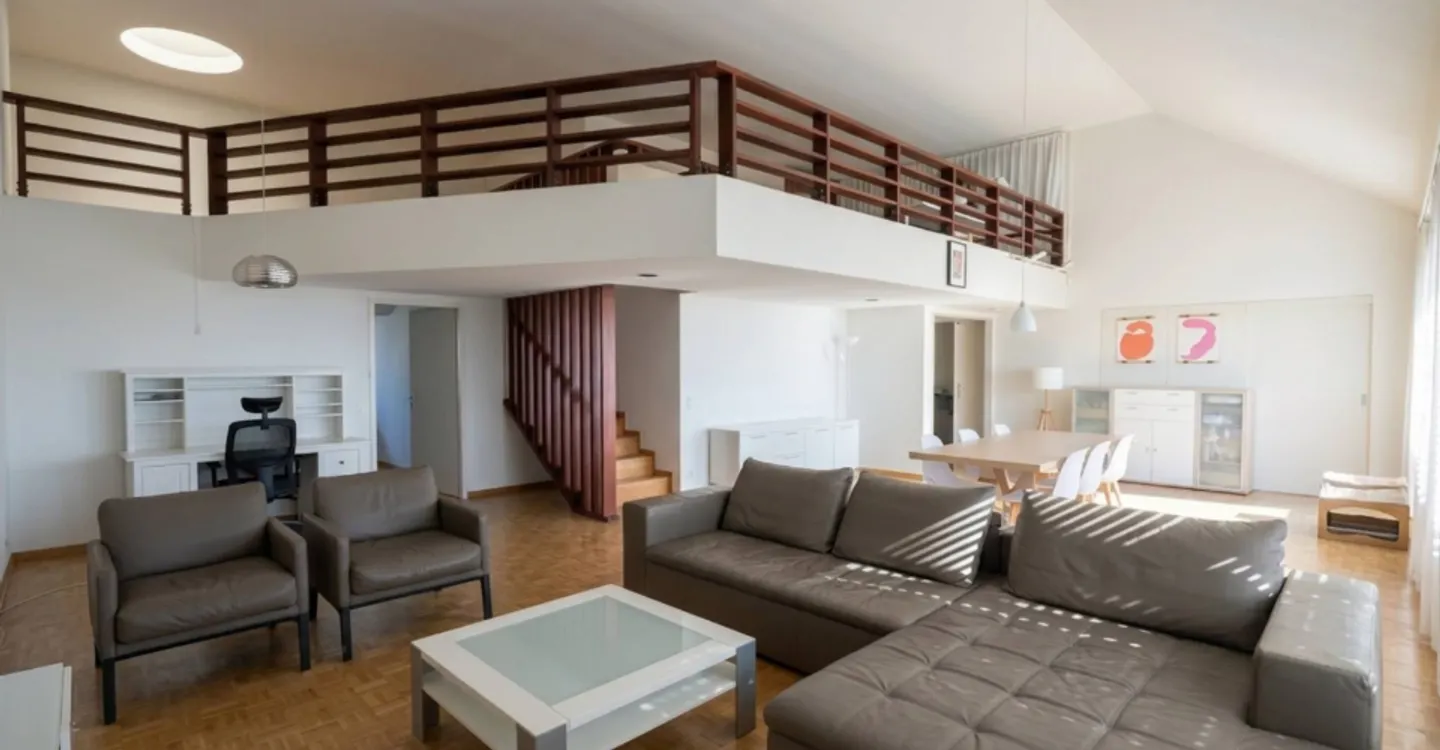 Superbe Appartement Attique - Photo 2 sur 10