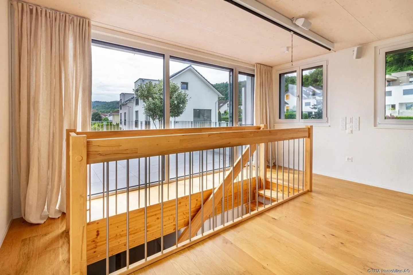 Newly built single-family house with generous space and more... - Photo 14 of 19