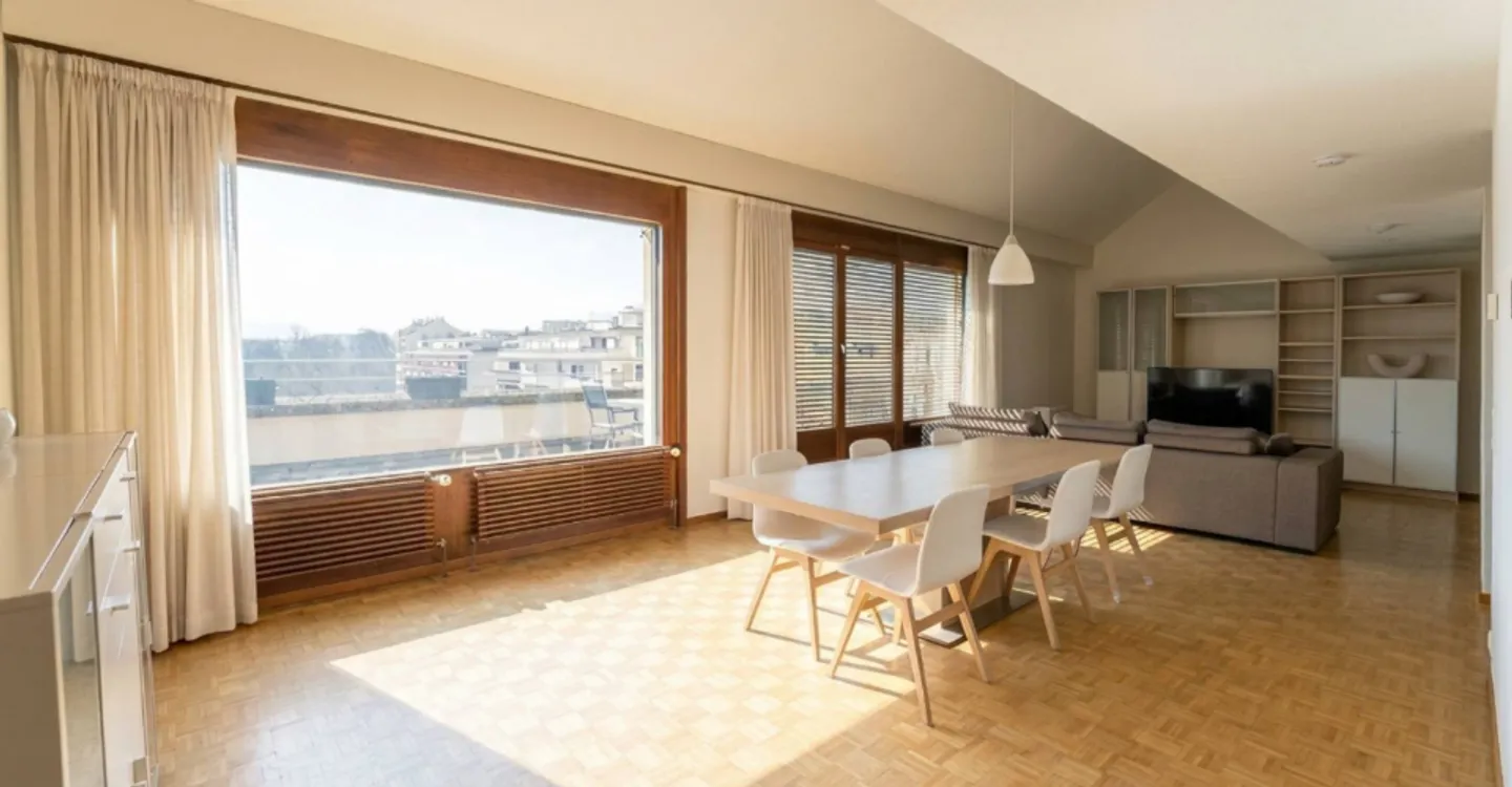 Superbe Appartement Attique - Photo 3 sur 10