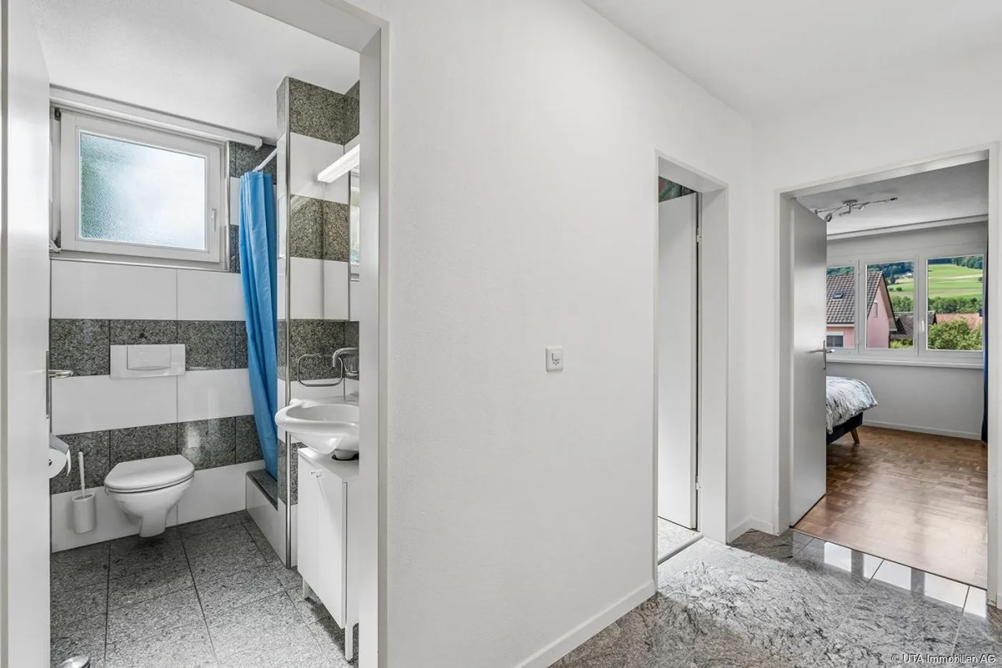 Appartement spacieux de 3,5 pièces dans une petite maison multifamiliale - Photo 7 sur 14