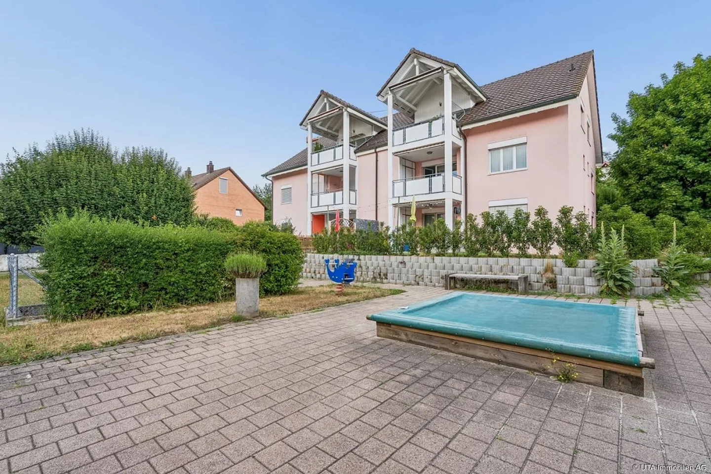 Appartement spacieux de 3,5 pièces dans une petite maison multifamiliale - Photo 11 sur 14