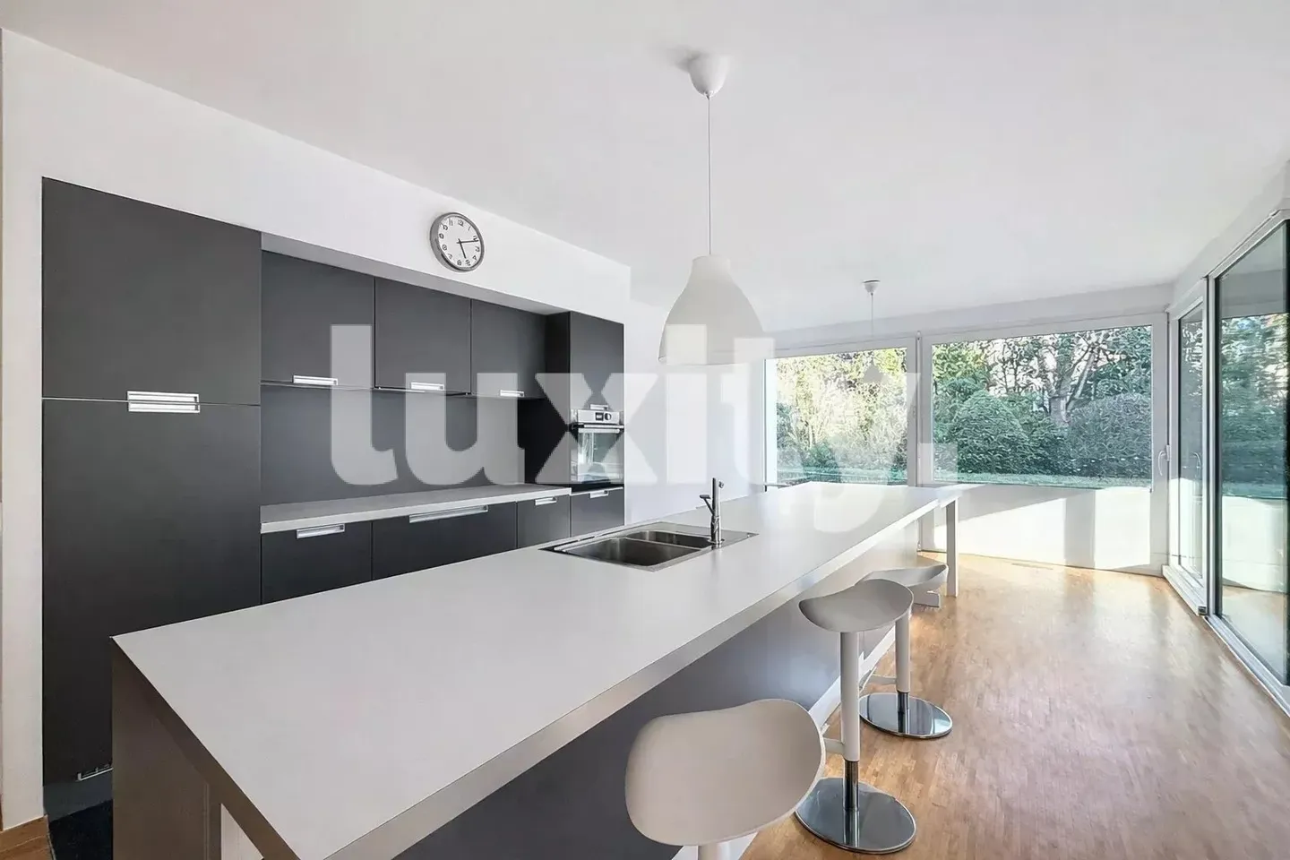 Bel Appartement avec Jardin - Photo 3 sur 3