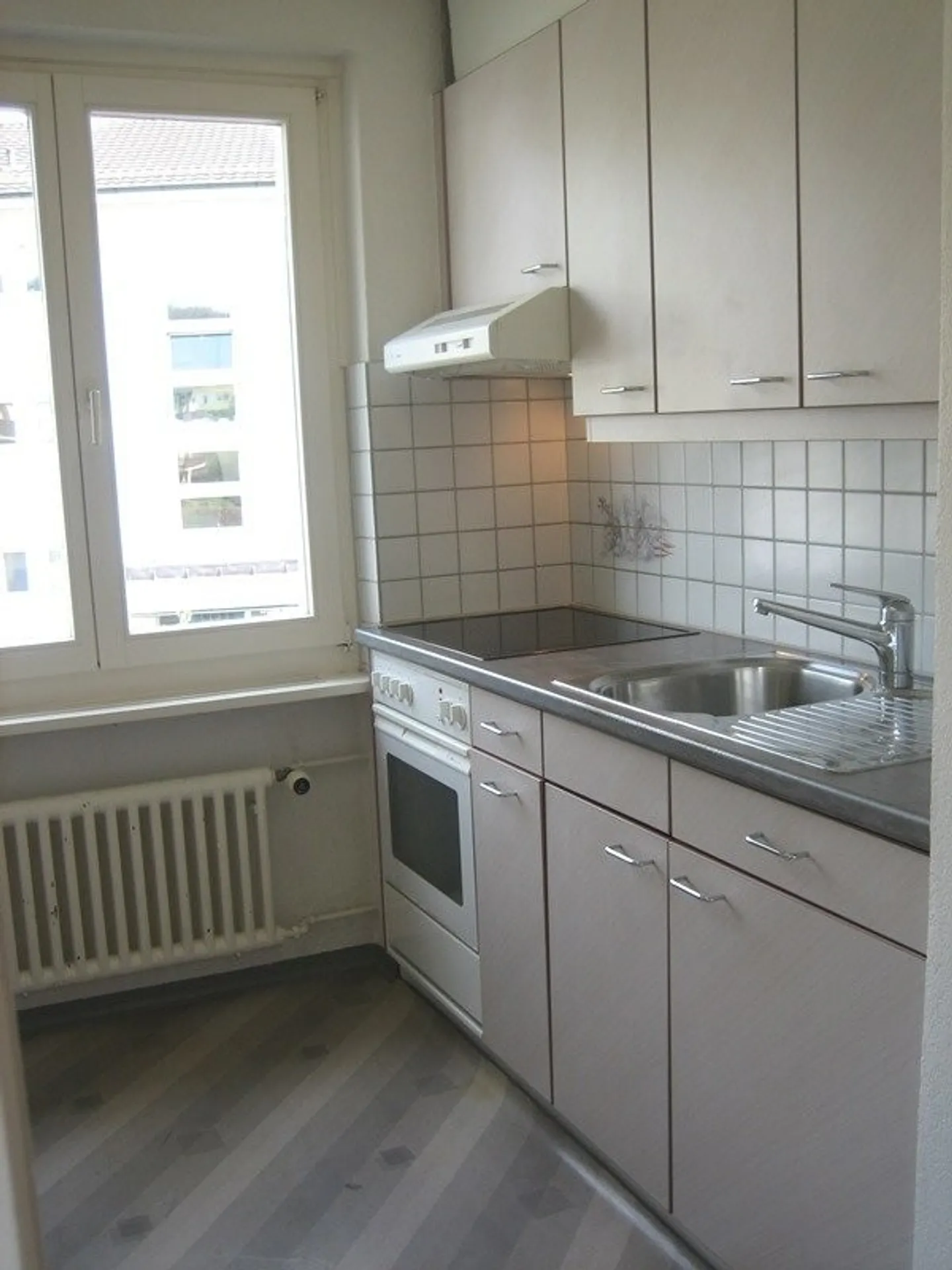 Charming 2.5-Room Apartment - Photo 4 of 6