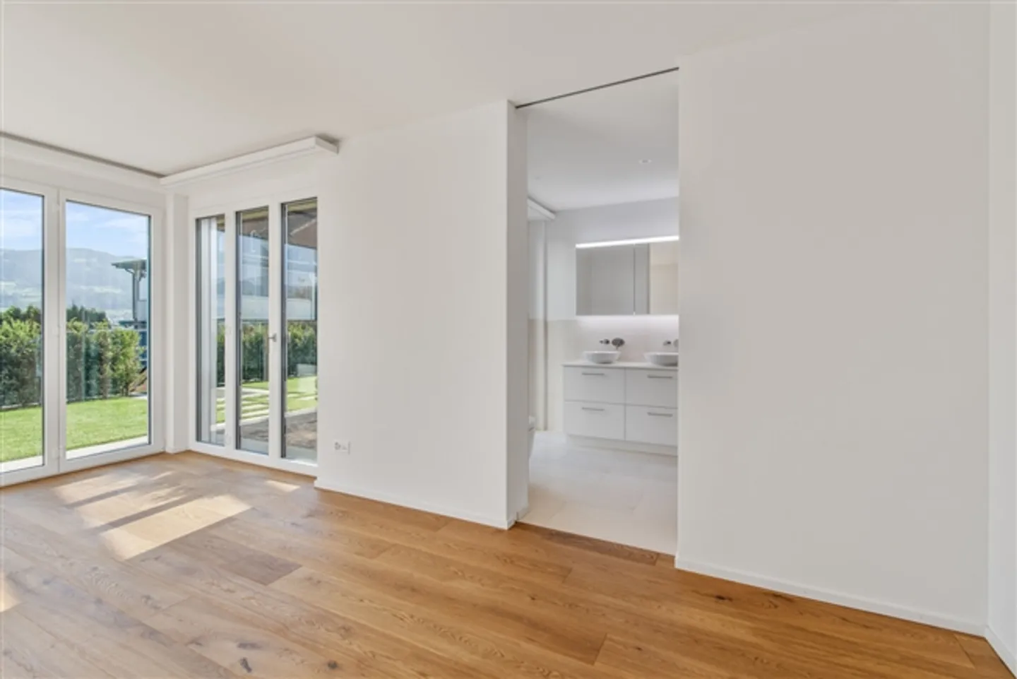 Villa de campagne exclusive avec accès privé au lac à Busskirch - Photo 3 sur 11