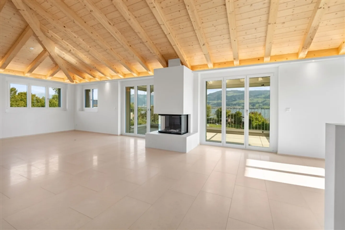 Villa de campagne exclusive avec accès privé au lac à Busskirch - Photo 5 sur 11