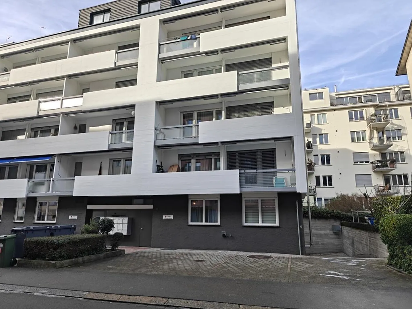 Spazio di stoccaggio e parcheggio versatile a Zurigo Seefeld - Foto 4 di 7