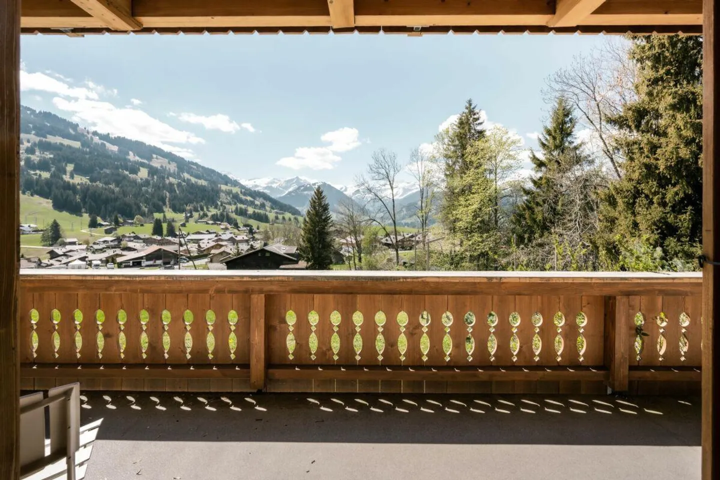 Chalet exclusif avec appartement séparé dans un emplacement ensoleillé à Schönried - Photo 16 sur 26