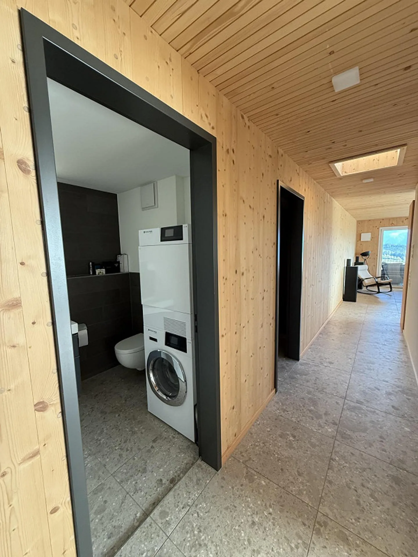 Modernes Apartment mit Bergsicht - Foto 10 von 15