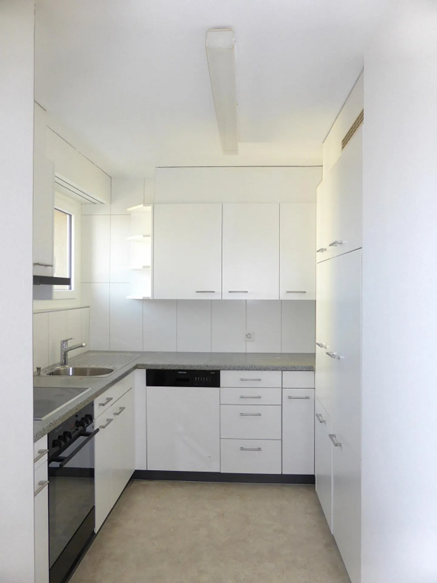 Appartement lumineux dans un emplacement calme avec vue sur la verdure - Photo 4 sur 11