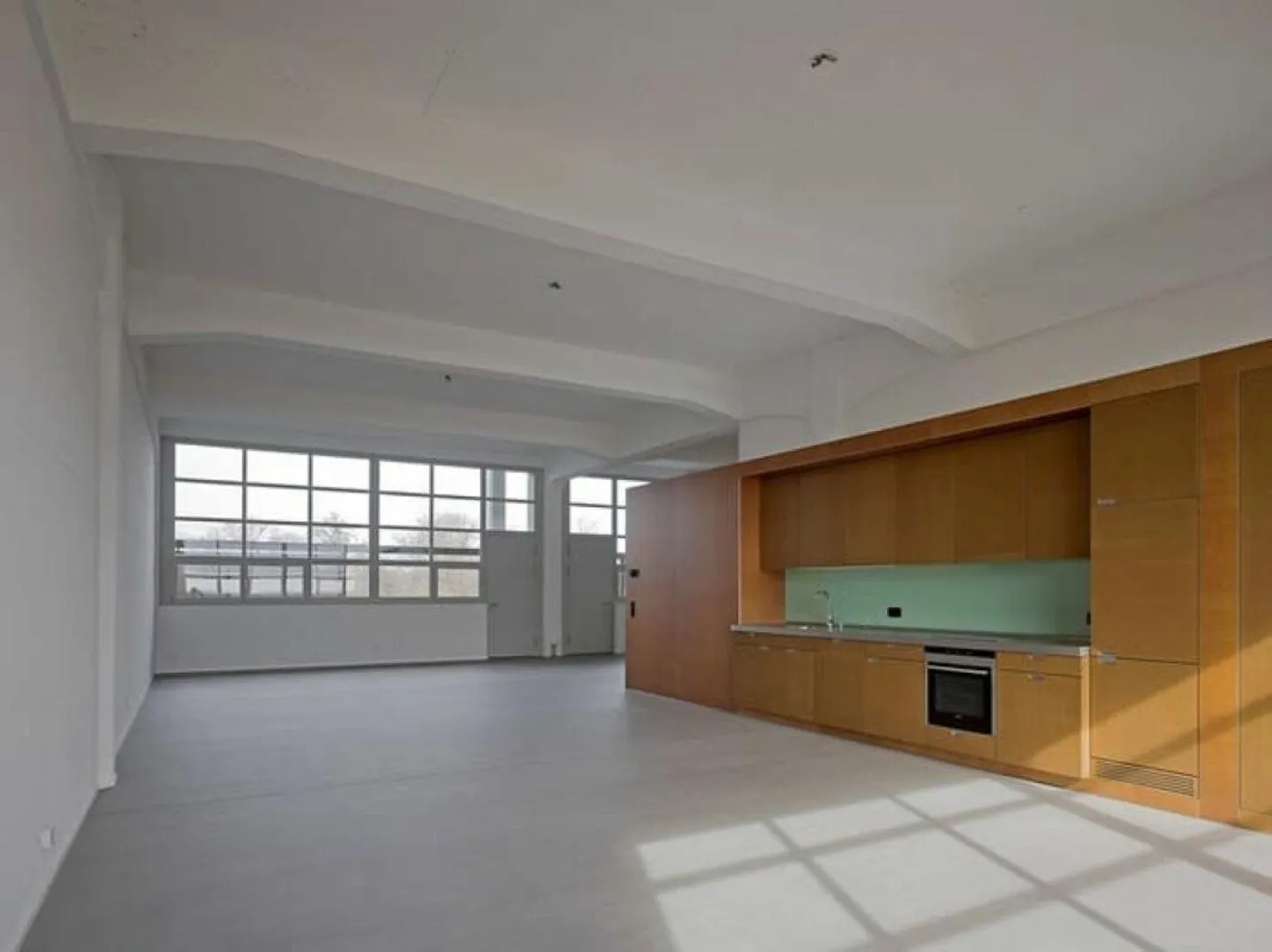 Trendy Cool Loft with 146m2 - Photo 5 of 11