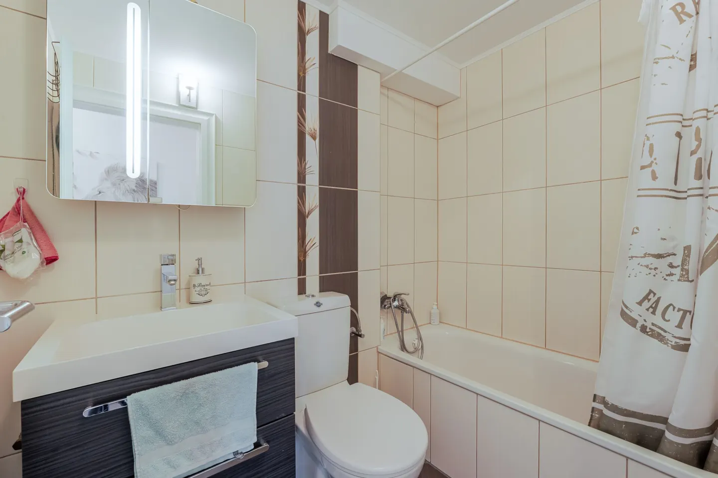 Charmante Wohnung mit Moderner Küche - Foto 4 von 8
