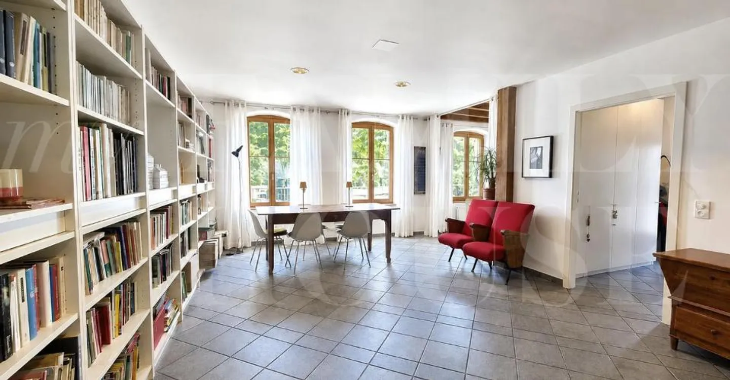 EXCLUSIVITY: Magnificent triplex of 325 m2 PPE located within an old building - Photo 3 of 11