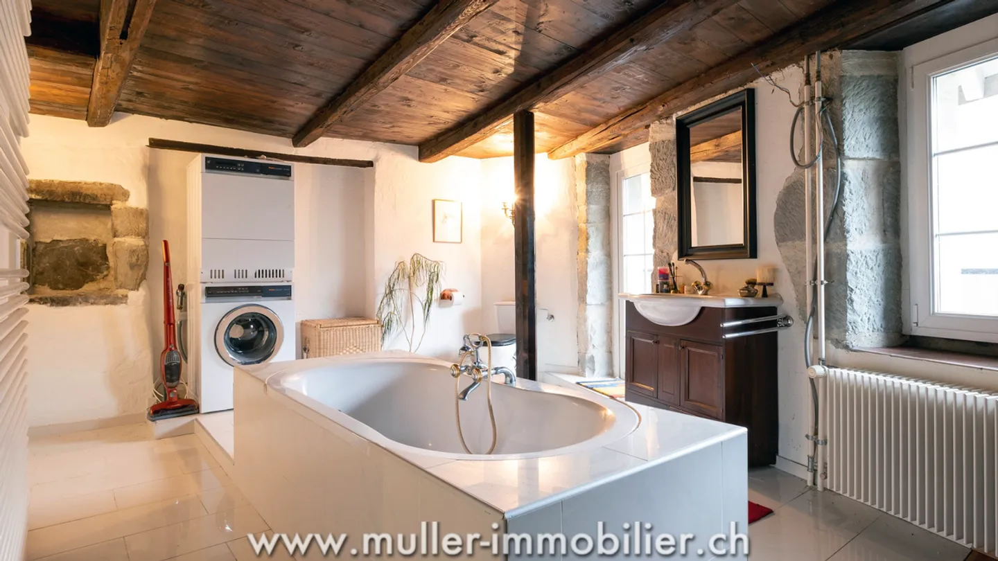 Historical House, superbly renovated, with 2 apartments in Moudon - Photo 7 of 15