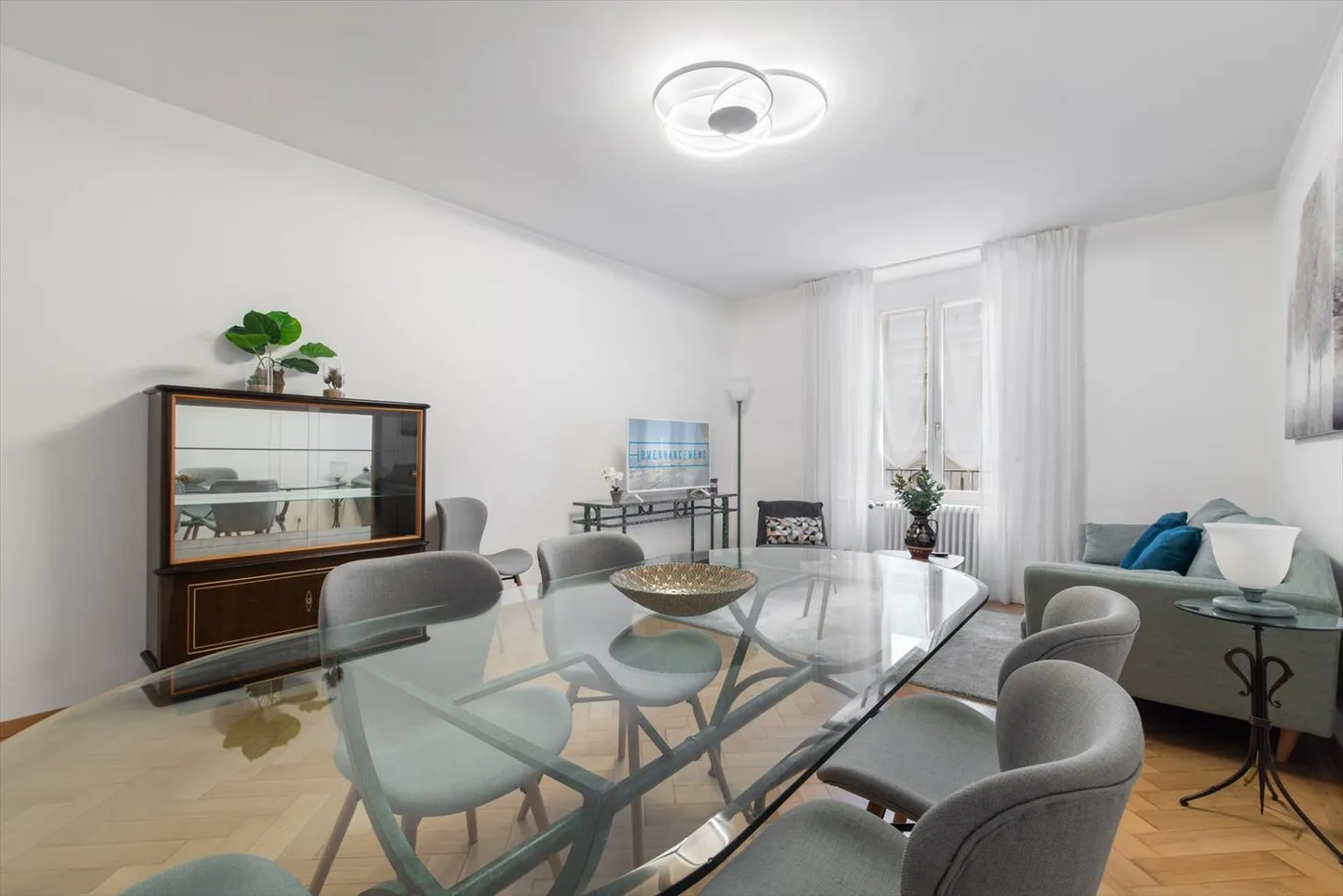 ✨ Geräumige möblierte 1-Zimmer-Wohnung zur Miete in Genf –  Nähe Cornavin & Einkaufsmöglichkeiten ! ✨ - Foto 2 von 8