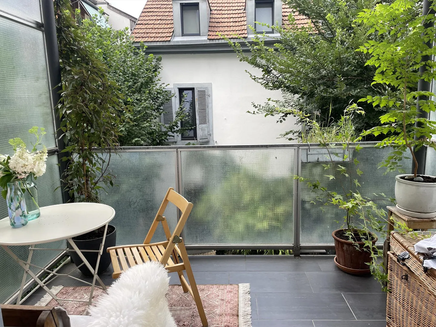 Incantevole e luminosa maisonette di 4 stanze con 2 balconi - Foto 4 di 6