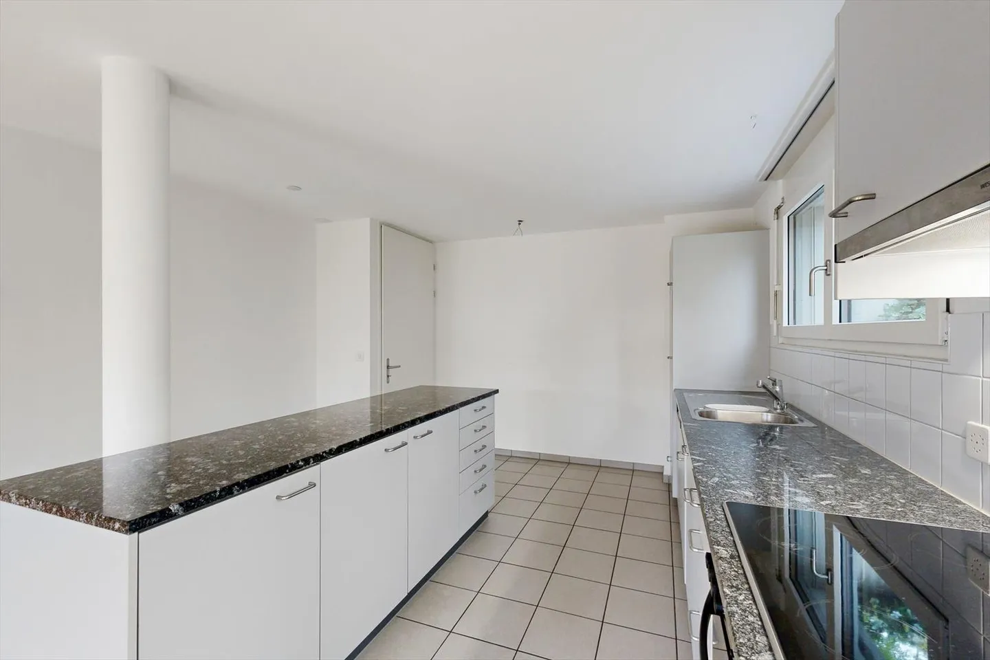 Appartamento in affitto - Foto 6 di 11