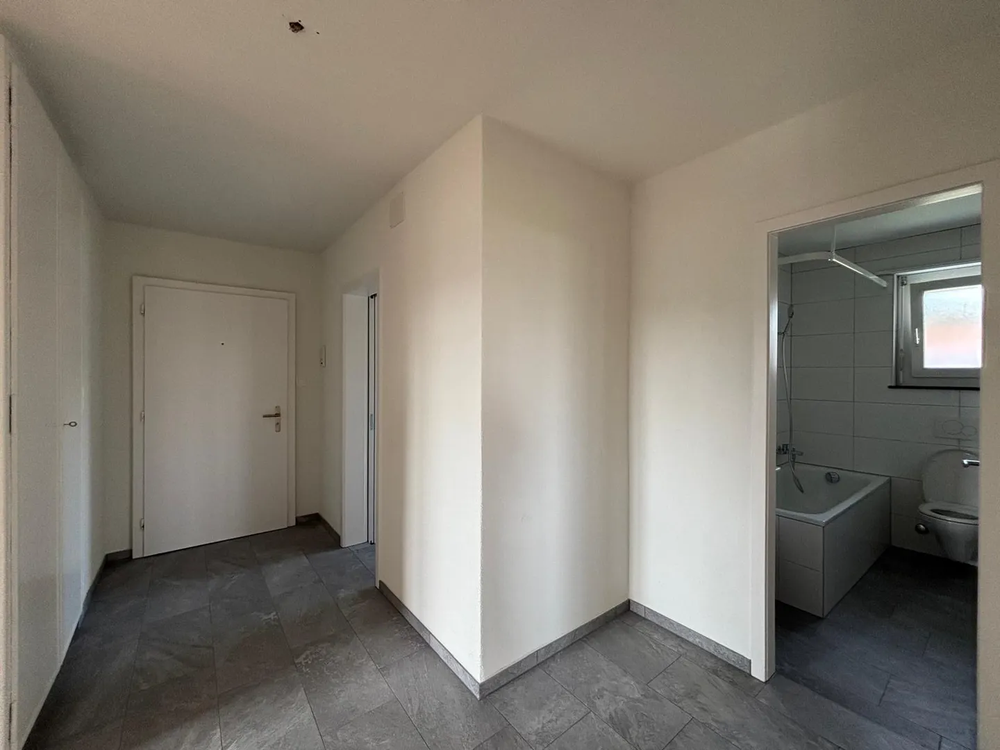 Zu vermieten: 4-Zimmer-Wohnung komplett renoviert in Orpond - Foto 8 von 13