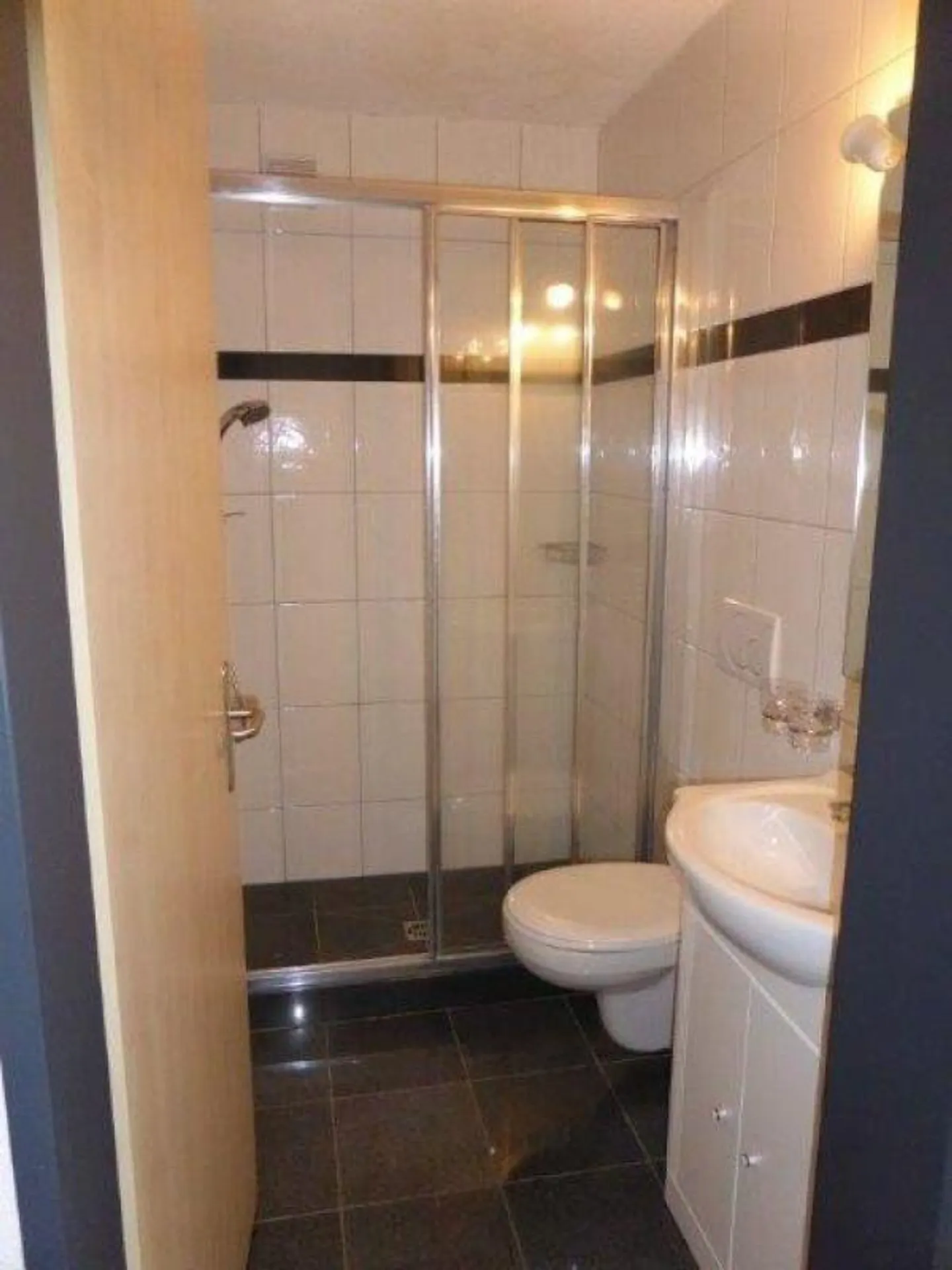 Beautiful 5.5 room apartment in a quiet location - Photo 5 of 11