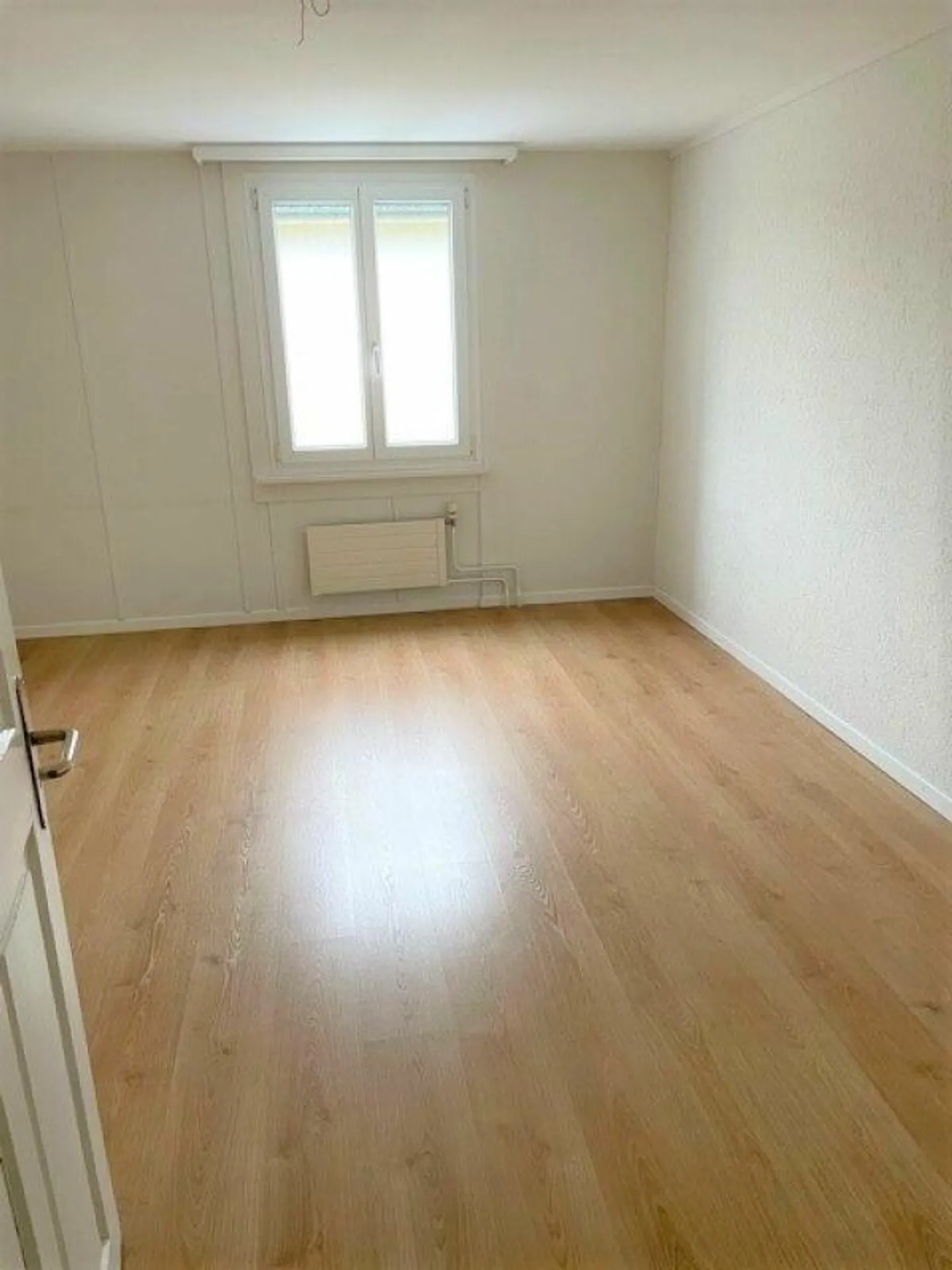 grosszügige 4 1/2 Zimmer-Wohnung in familienfreundlichem Wohnquartier - Foto 5 von 9