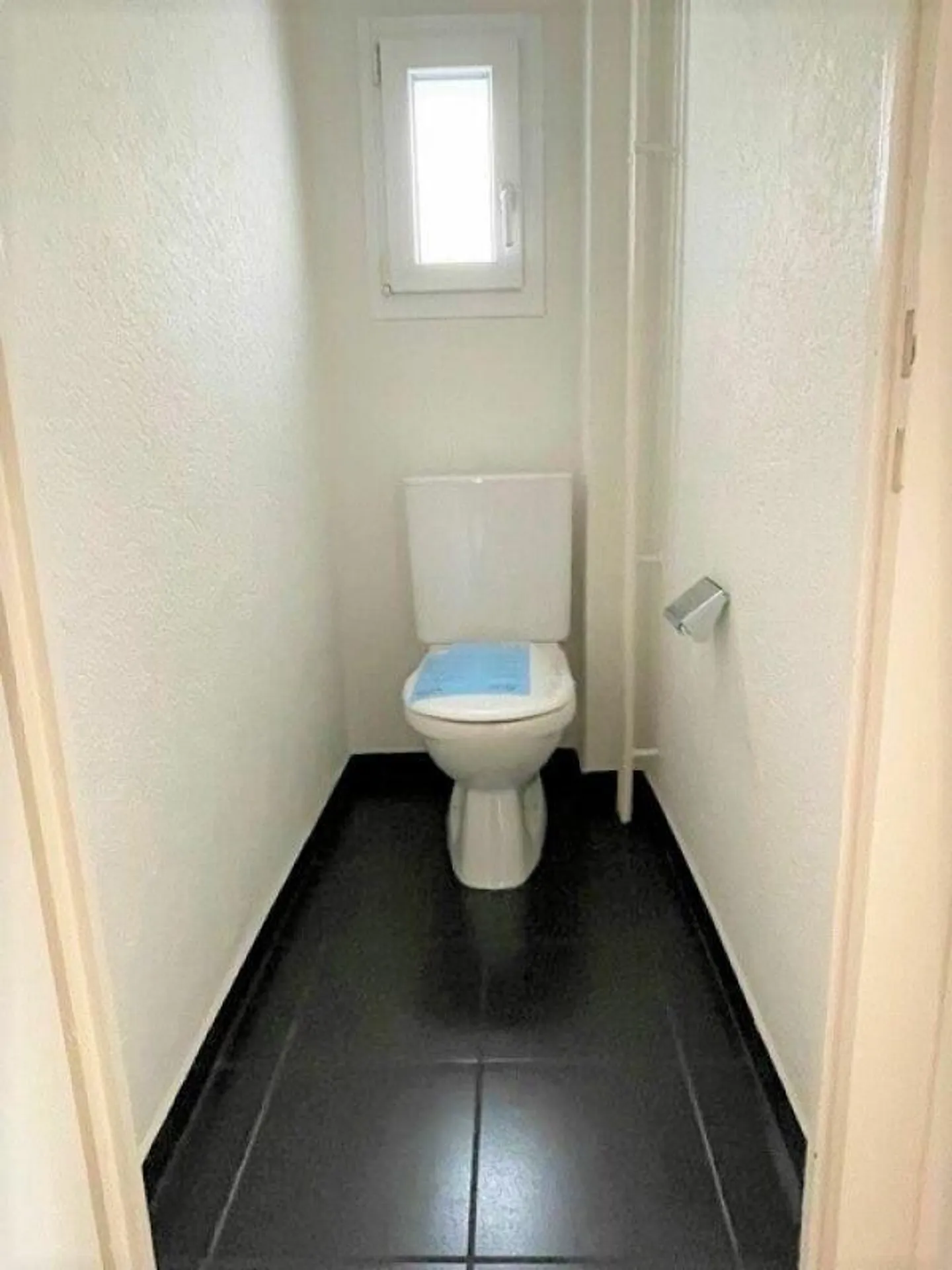 grosszügige 4 1/2 Zimmer-Wohnung in familienfreundlichem Wohnquartier - Foto 8 von 9