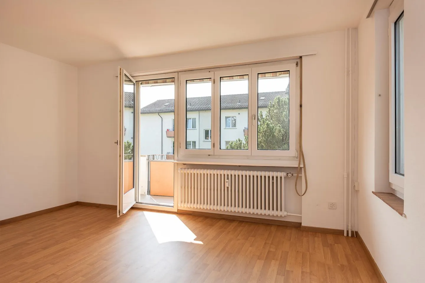 Quiet and tax-friendly residential area! - Photo 4 of 5