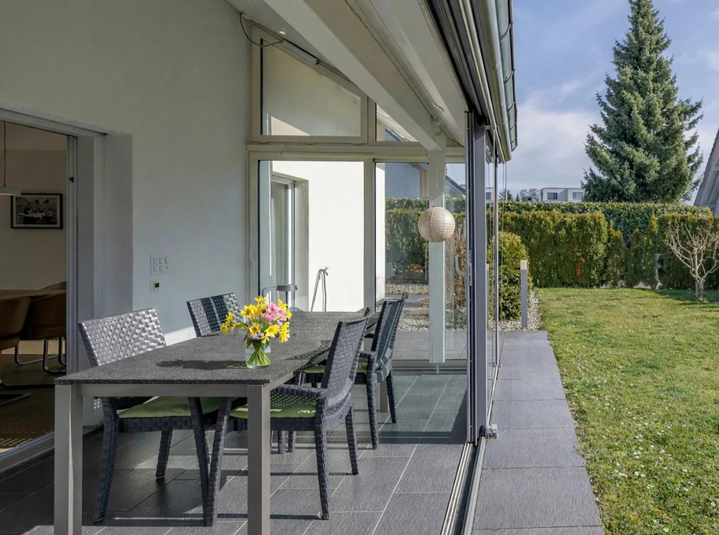 Detached Family Dream with Apartment in Prime Location - Photo 2 of 8