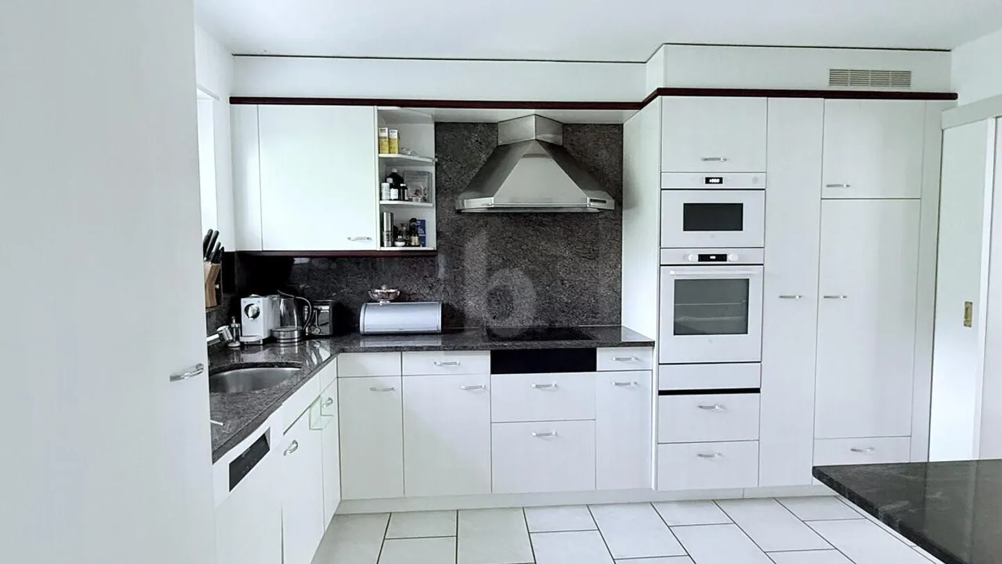 LE PLUS GRAND CONFORT, AVEC SAUNA, WHIRLPOOL & JARDIN - Photo 4 sur 6