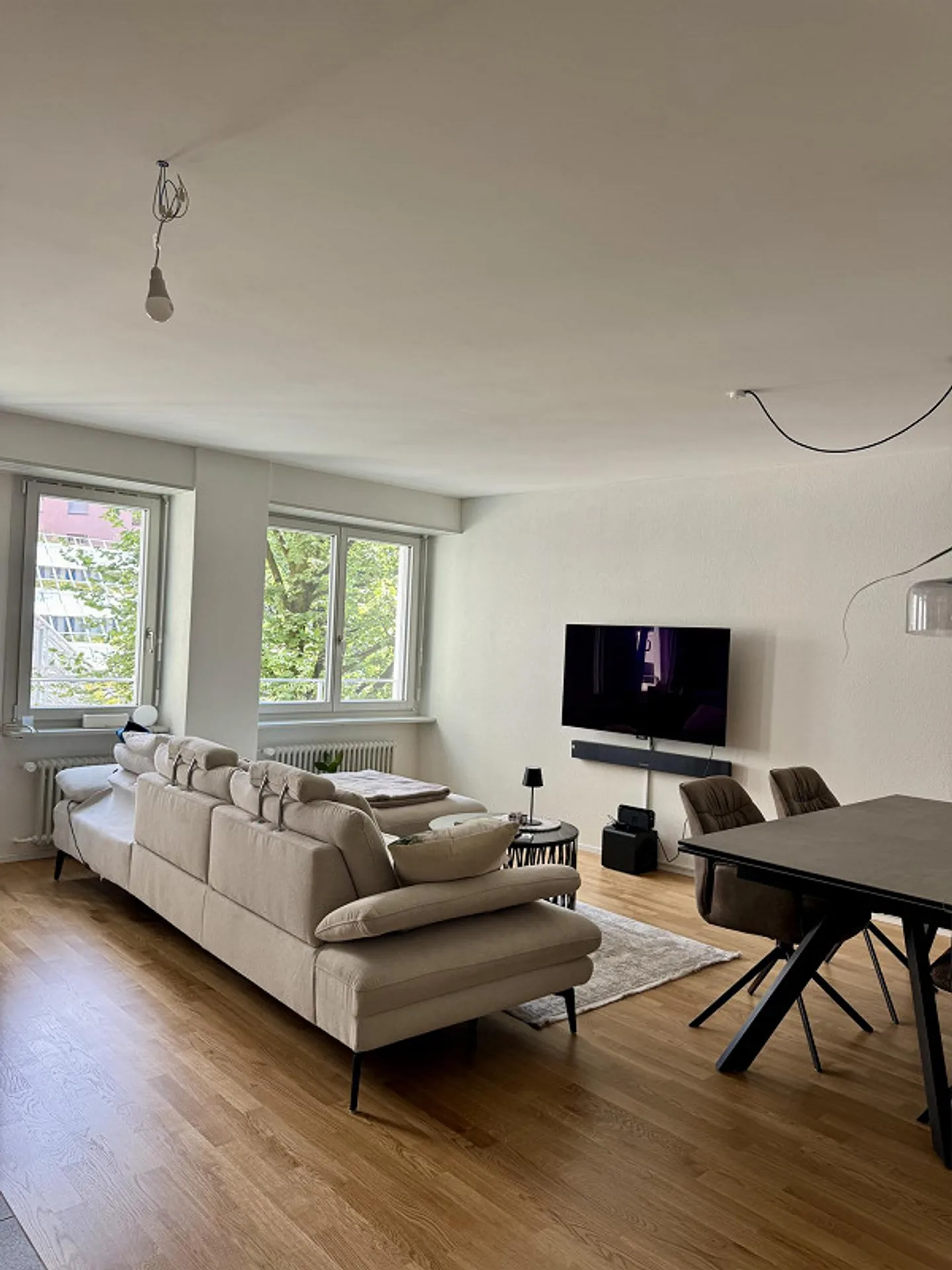 Bright modern 3.5 room apartment in the heart of Lucerne - Photo 1 of 10